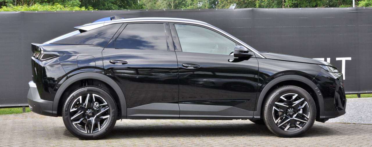 Peugeot 3008 MHEV ALLURE DISTRIBUTIEKETTING CAMERA KEYLESS CARPLAY