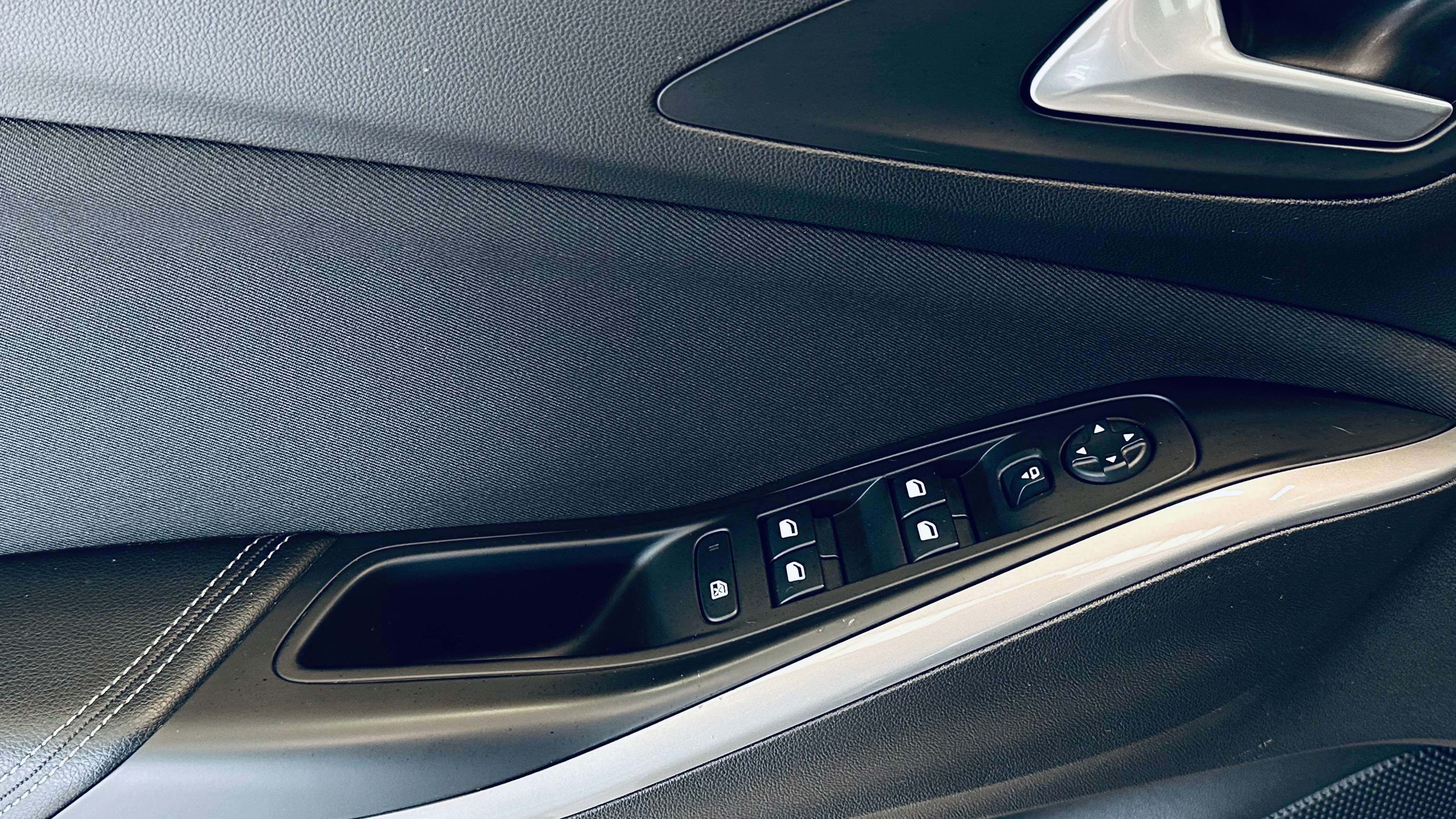 Opel Grandland X 1.2 Turbo NAVI REG LIM VTS JA 17 ANDROID CARPLAY