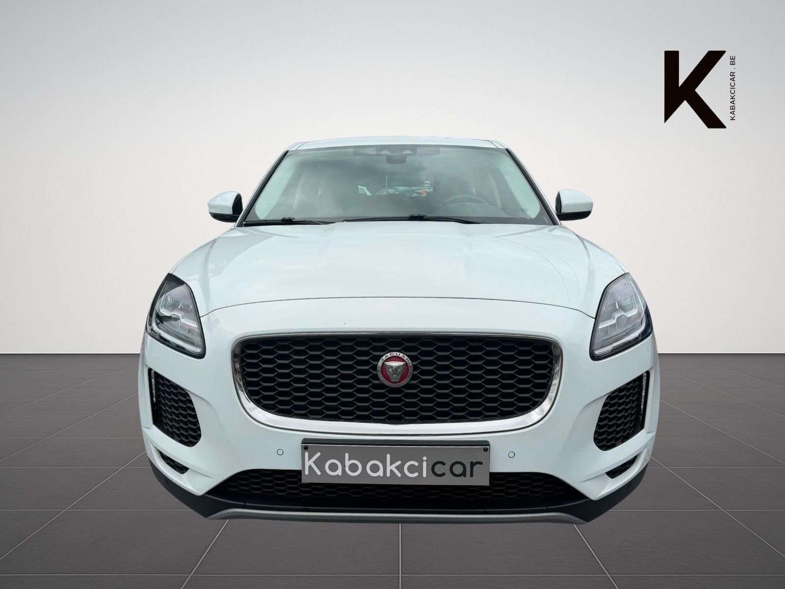 Jaguar E-Pace E-Pace 2.0 D / Navi / Caméra / LED / ATT Remorque