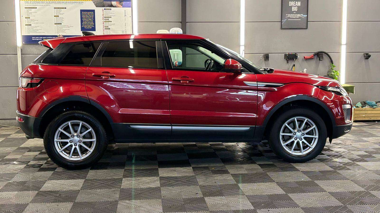 Land Rover Range Rover Evoque 2.0 TD4 bj. 12/2017 AUTOMATIQUE Euro 6