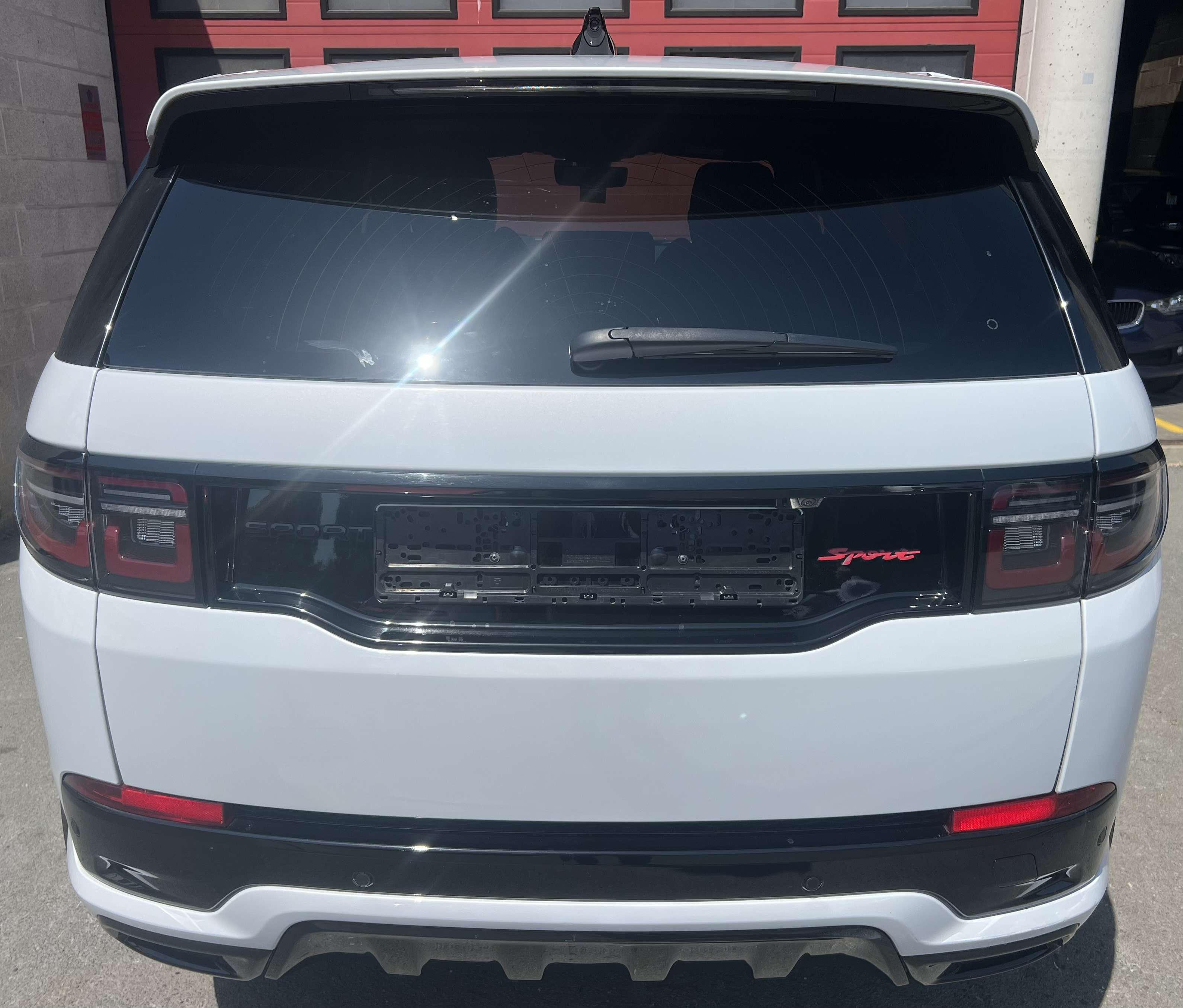 Land Rover Discovery Sport 2.0 Turbo MHEV 4WD P200 / CAR-PASS + CAMÉRA