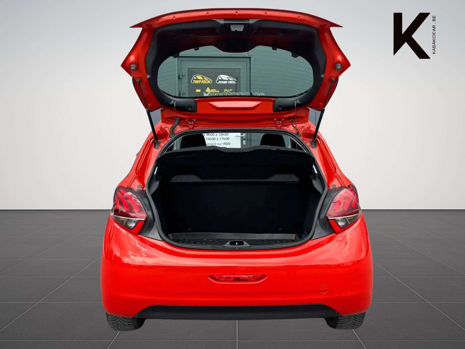 Peugeot 208 1.2i Like / CLIM/REGULATEUR/GARANTIE