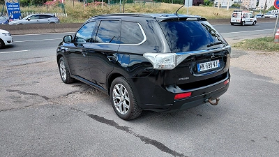 Mitsubishi Outlander HYBRIDE AUTOMATIQUE