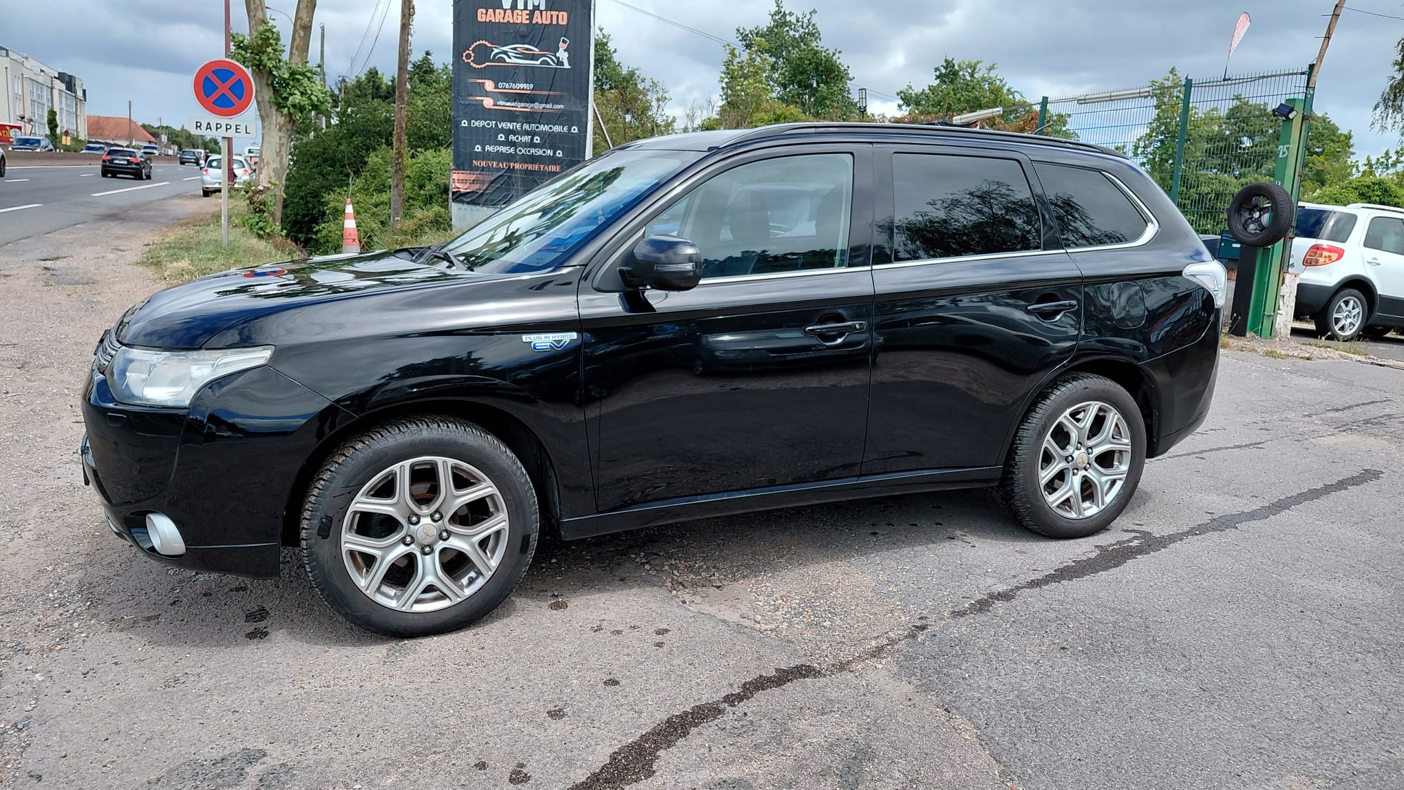 Mitsubishi Outlander HYBRIDE AUTOMATIQUE