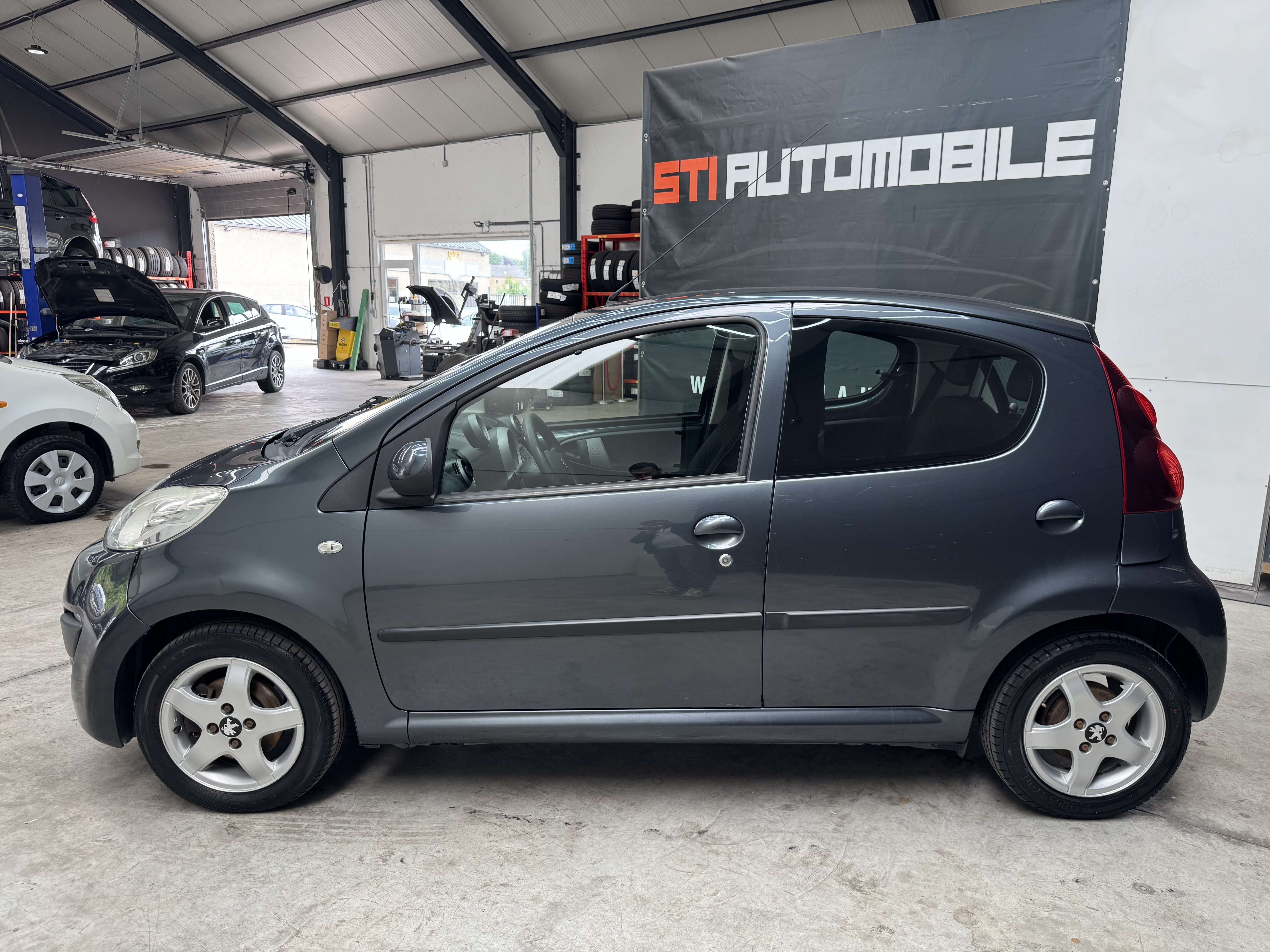 Peugeot 107 **GARANTIE 12 MOIS **