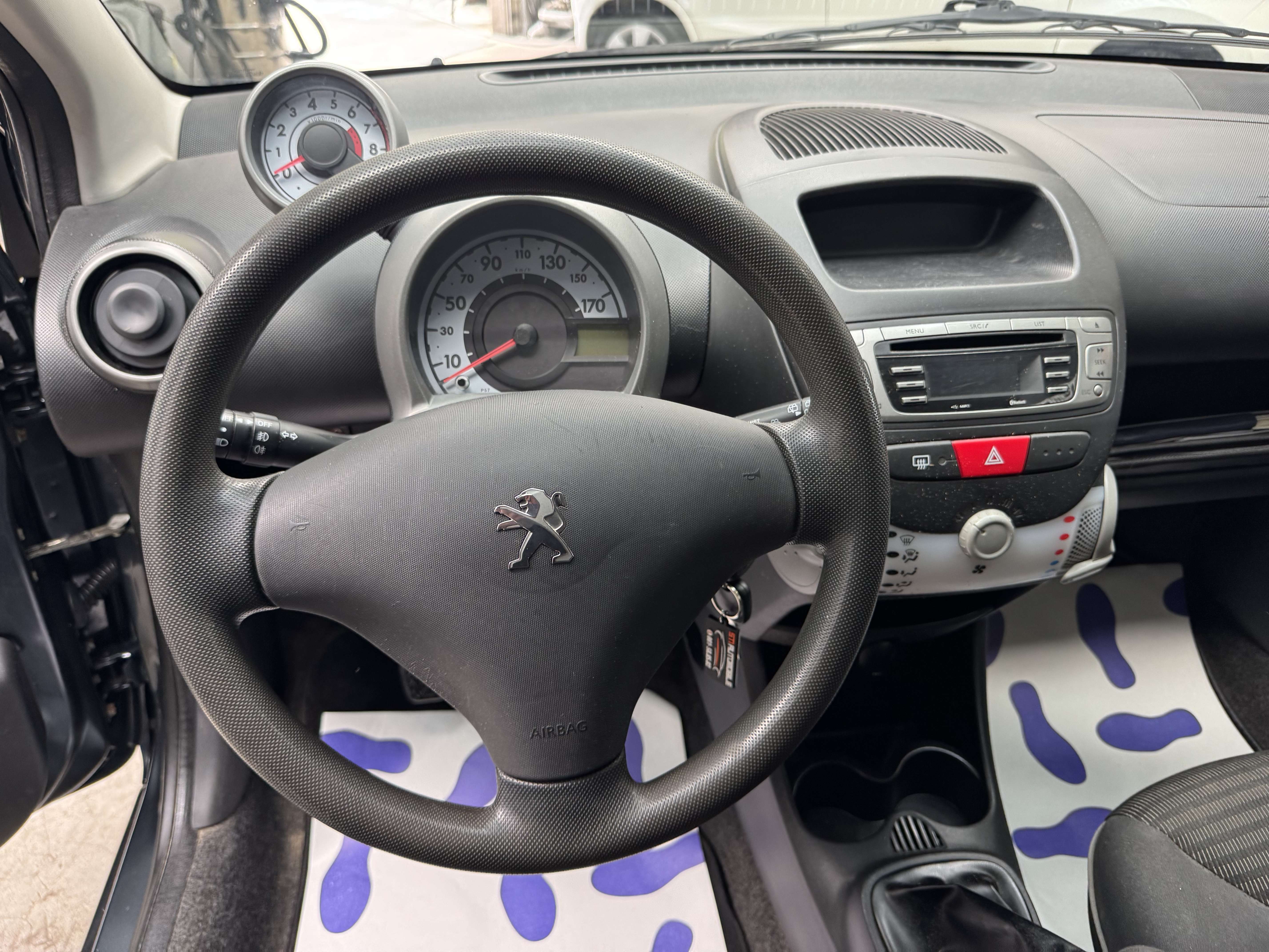 Peugeot 107 **GARANTIE 12 MOIS **