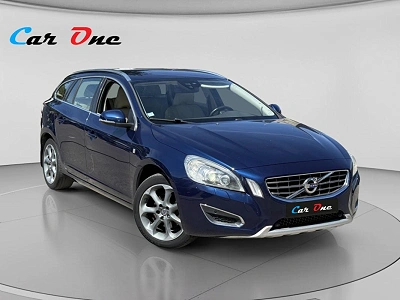 Volvo V60 D4 163 ch StopetStart Ocean Race Edition Geartronic