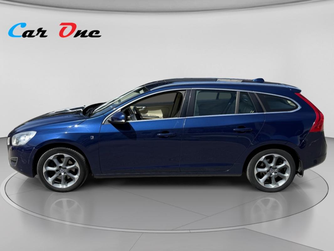 Volvo V60 D4 163 ch StopetStart Ocean Race Edition Geartronic