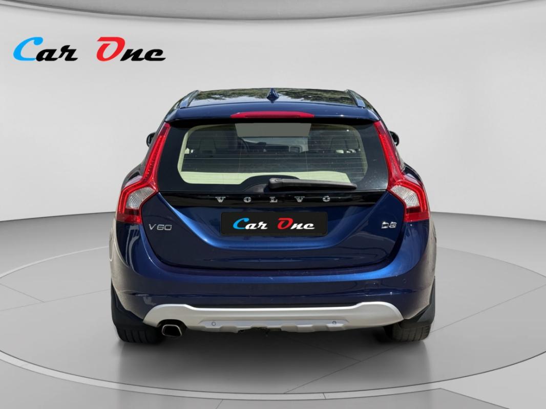 Volvo V60 D4 163 ch StopetStart Ocean Race Edition Geartronic