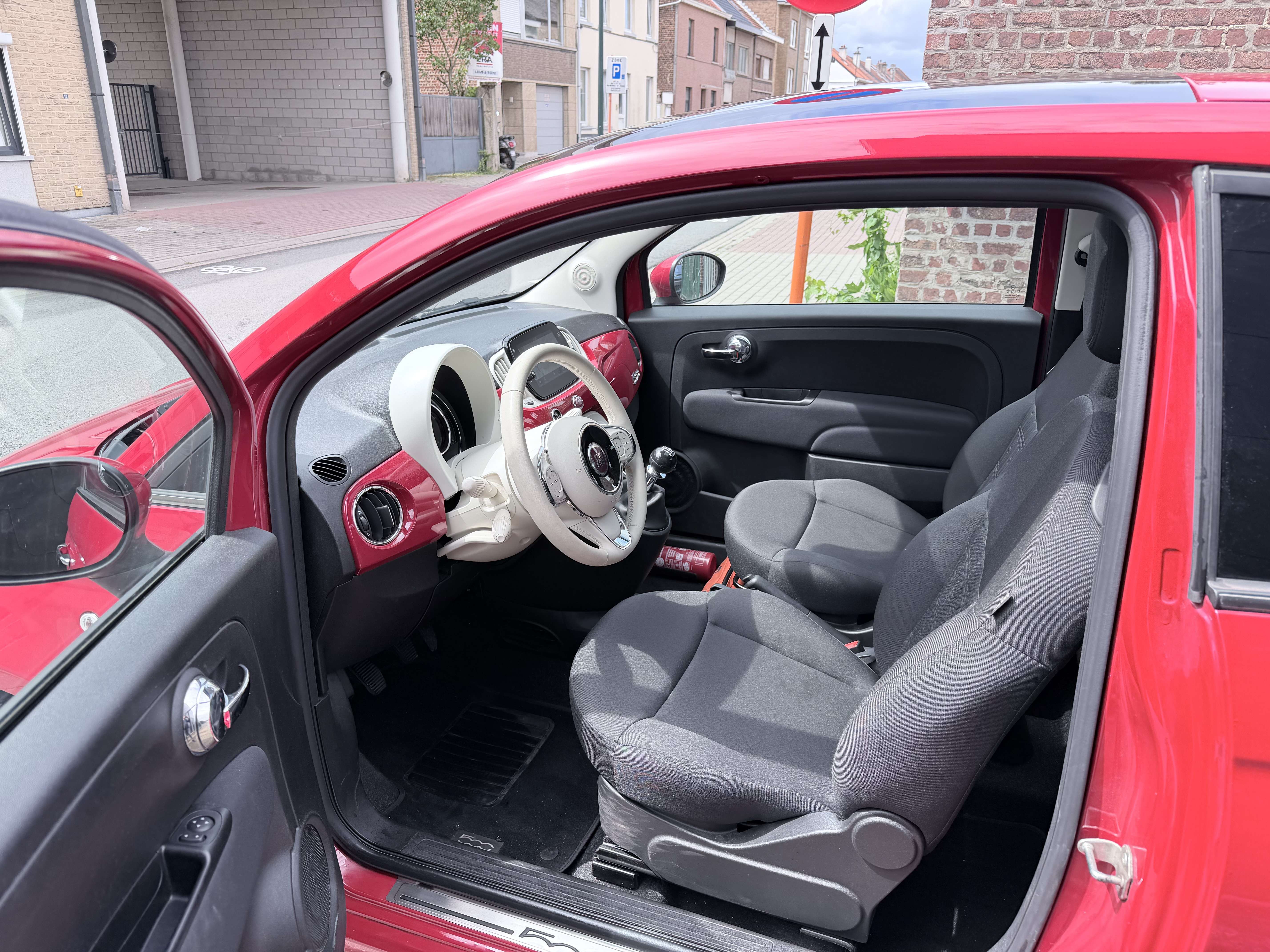 Fiat 500 1.0 I HYBRID | CARPLAY | AIRCO | NAVI | CRUISE