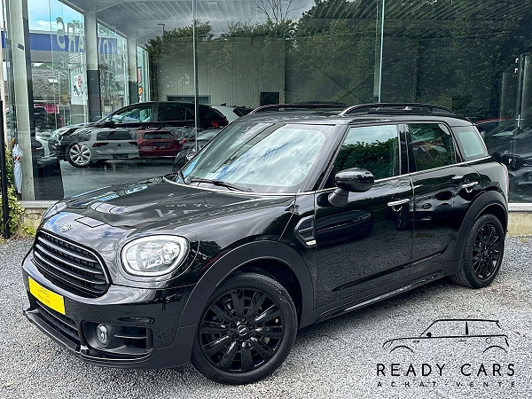 MINI Cooper Countryman 1.5*FULL BLACK*LED*NAVI*SIEGE CHAUFFANT*CARNET MINI*GARANTIE