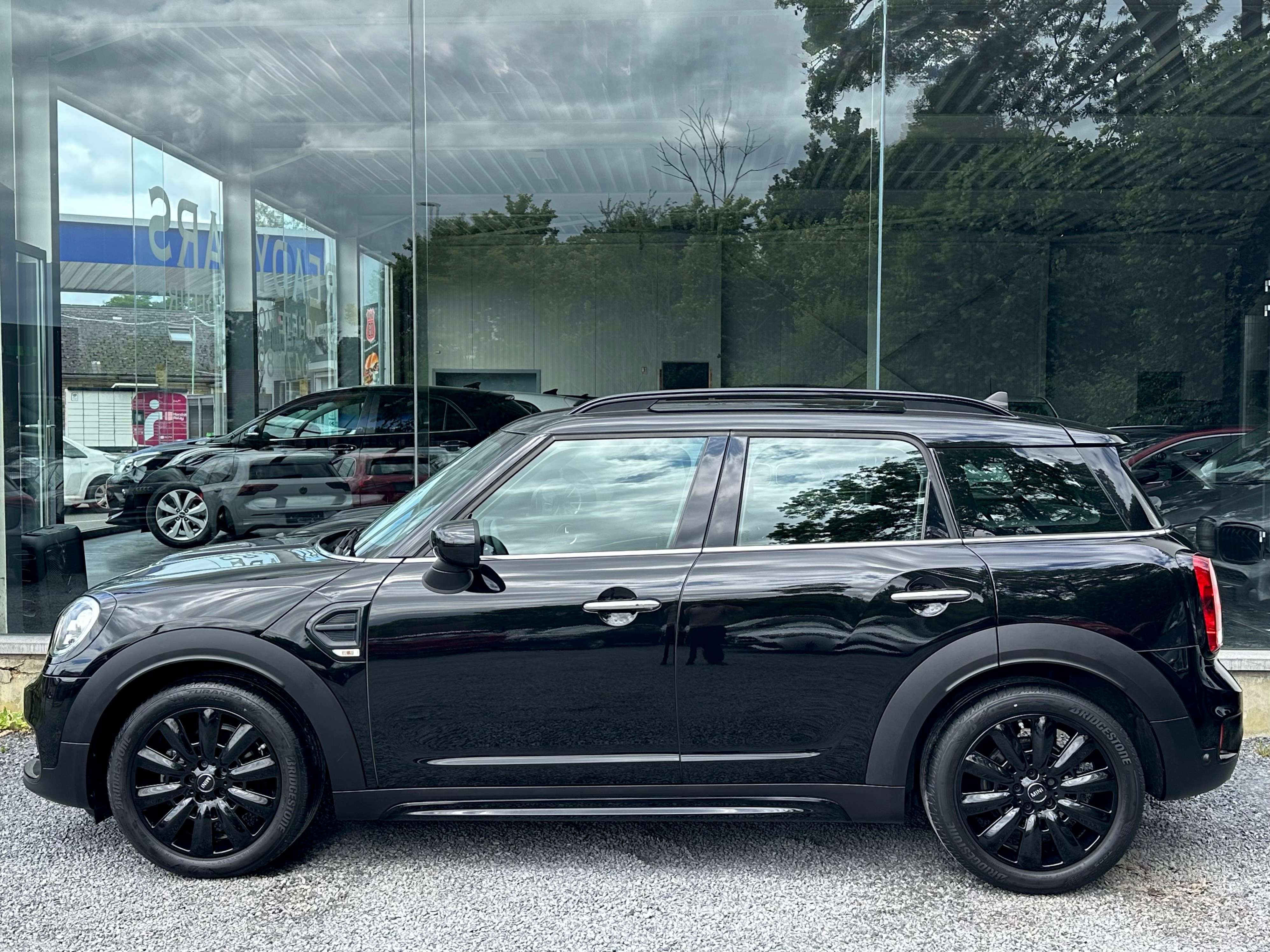 MINI Cooper Countryman 1.5*FULL BLACK*LED*NAVI*SIEGE CHAUFFANT*CARNET MINI*GARANTIE