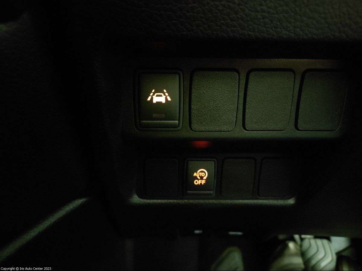 Nissan Qashqai 1.5 | NAVI | TOIT PANO | CAM 360|