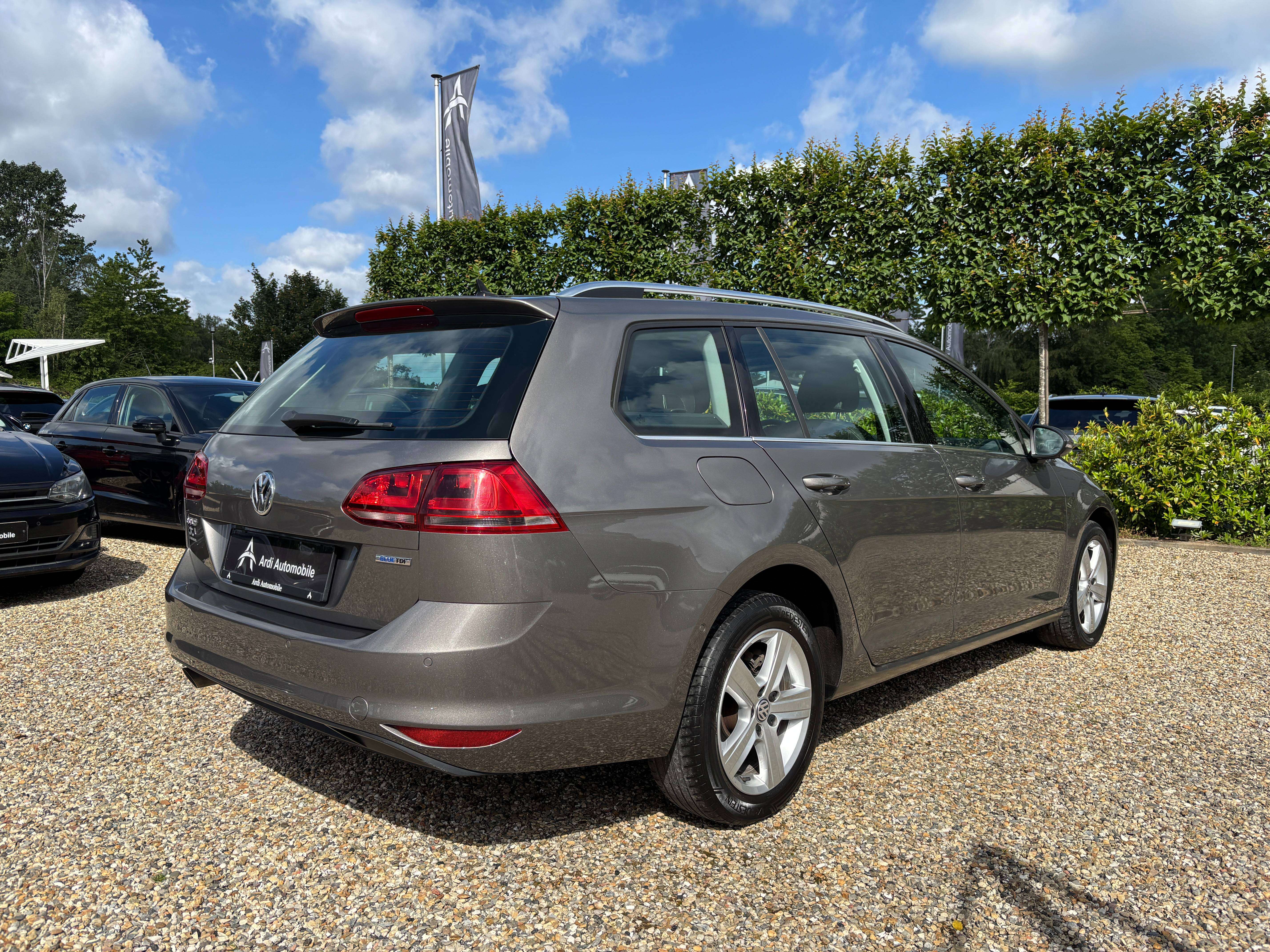 Volkswagen Golf Variant 1.6 TDi DSG *SIEGE CHAUFF*FRONT ASSIST*CRUISE CONTROL*GARANTIE*