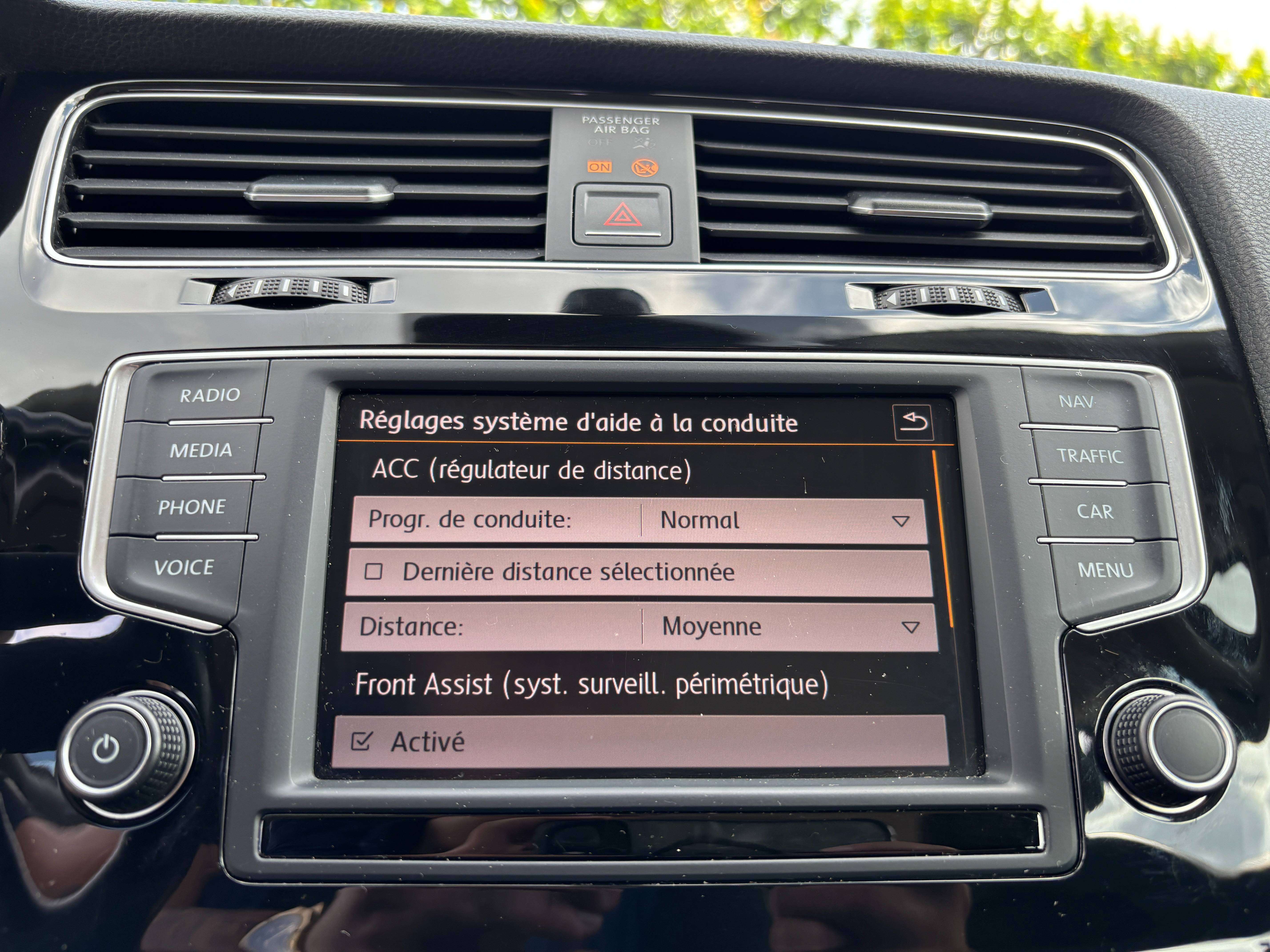 Volkswagen Golf Variant 1.6 TDi DSG *SIEGE CHAUFF*FRONT ASSIST*CRUISE CONTROL*GARANTIE*