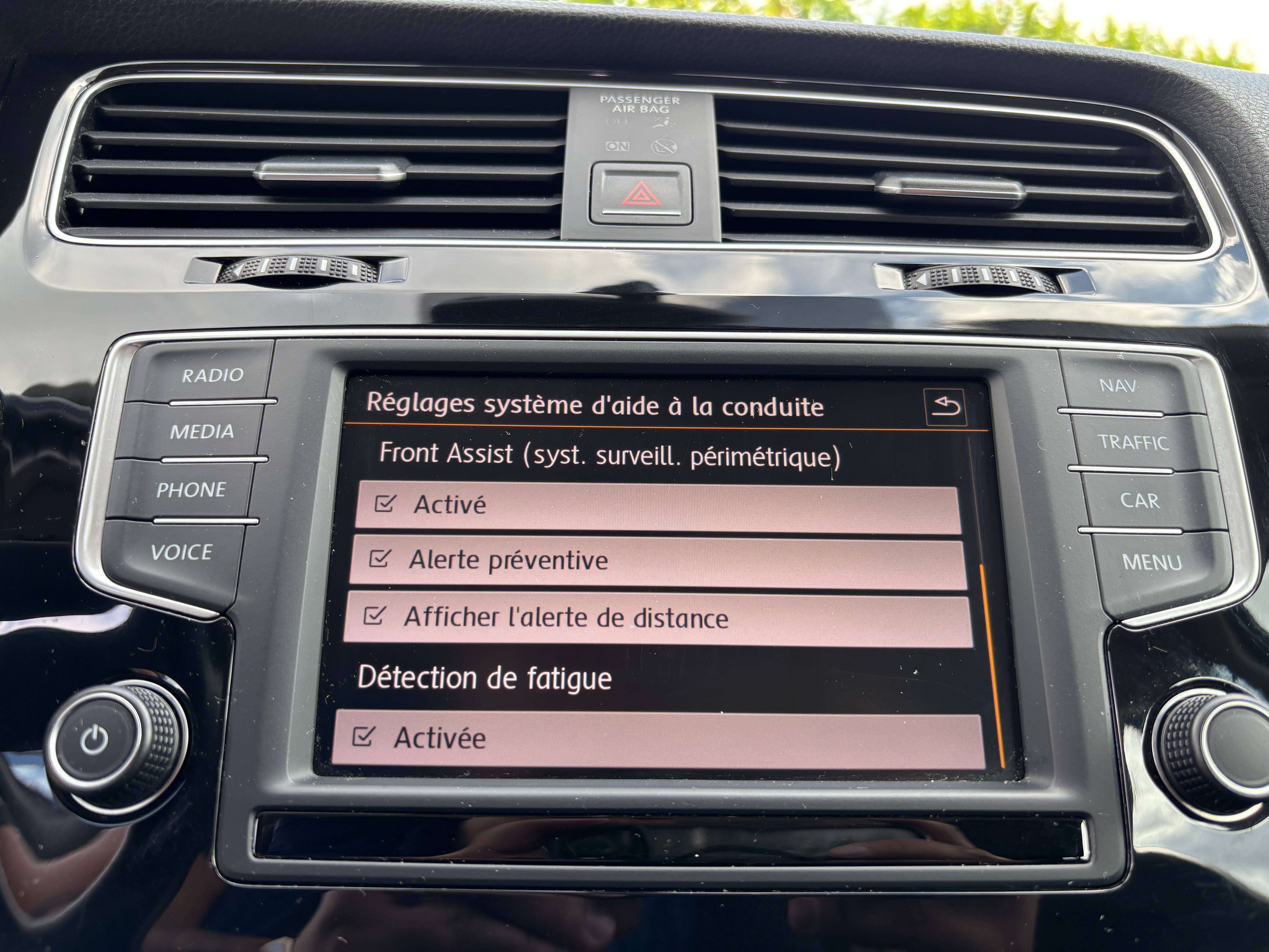 Volkswagen Golf Variant 1.6 TDi DSG *SIEGE CHAUFF*FRONT ASSIST*CRUISE CONTROL*GARANTIE*