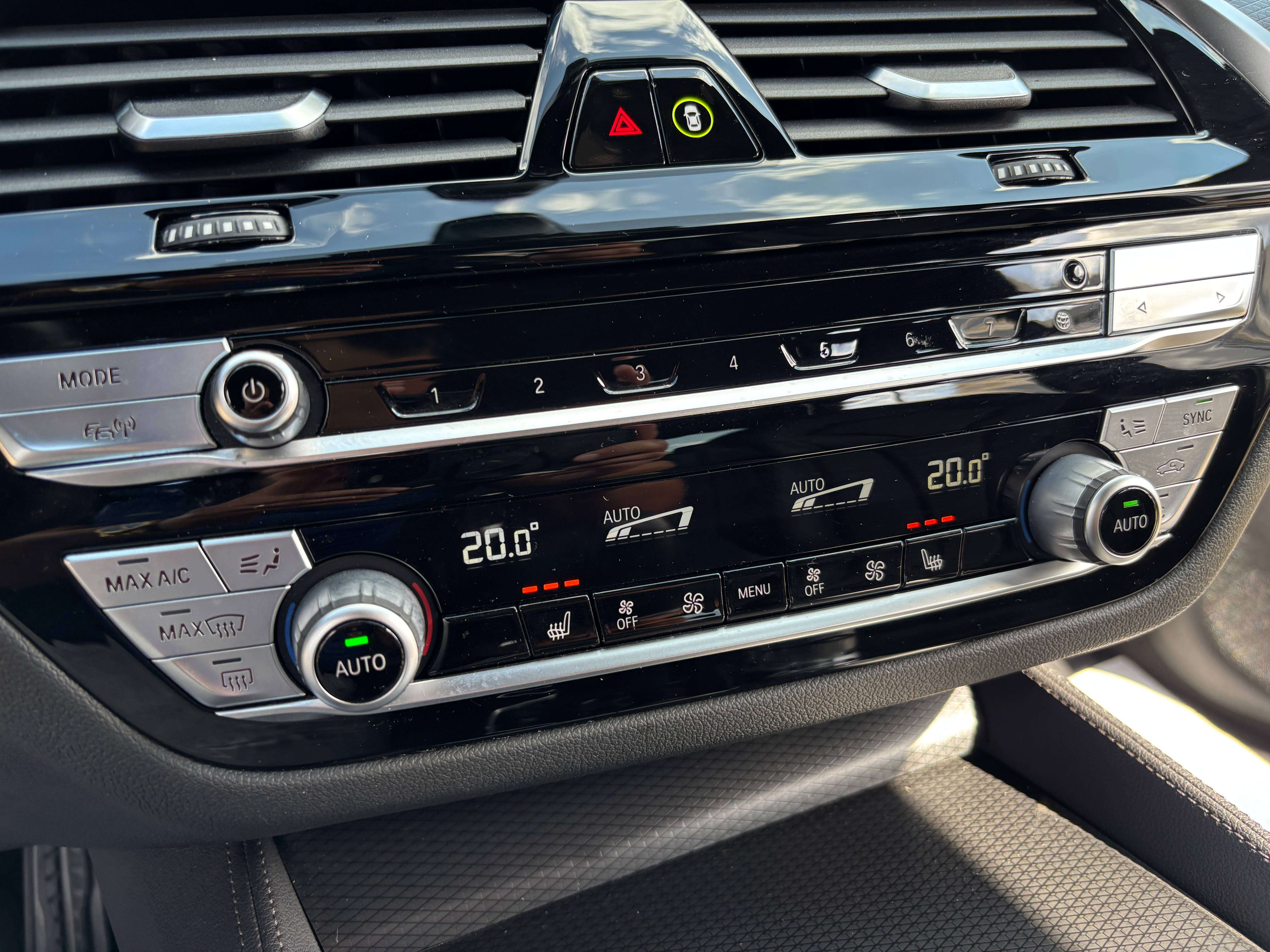 BMW 518 dA *PACK M*CARPLAY*SIEGE CHAUFF*LED AMBIANCE*CAMERA*GARANTIE*