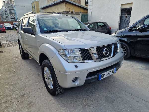 Nissan Pathfinder 2.5 DCI 171 LE 7PL