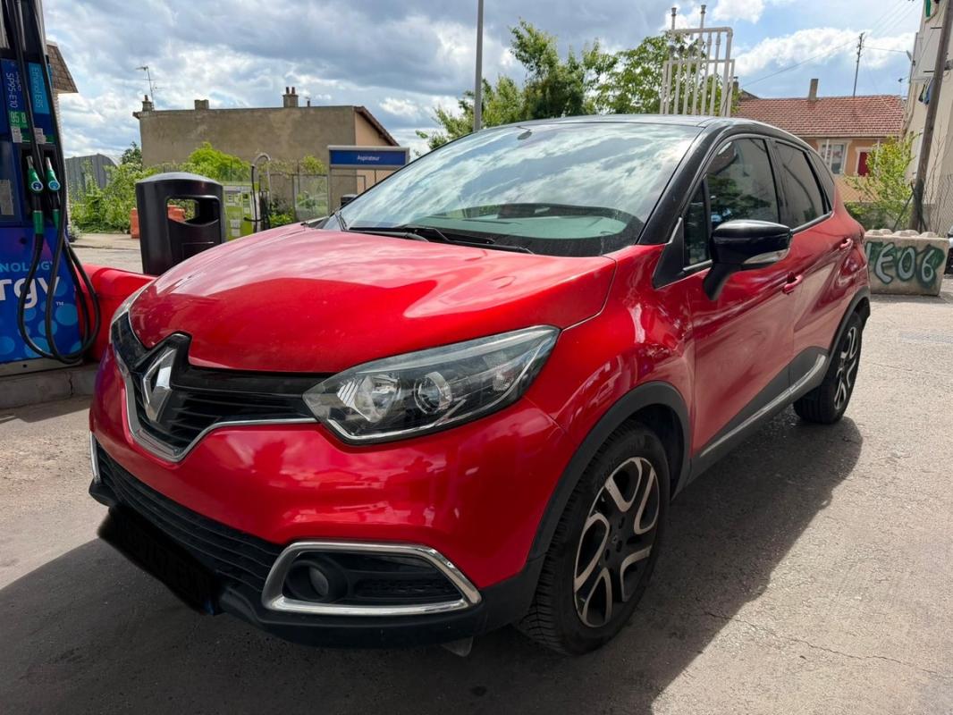 Renault Captur BOITE AUTO GPS SEMI CUIR RADAR DE RECUL BLUETOOTH REGULATEUR PAIEMENT 4 OU 10 FOIS