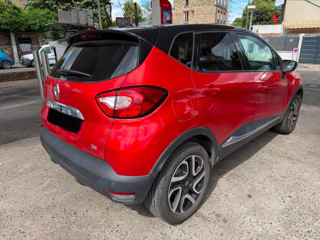 Renault Captur BOITE AUTO GPS SEMI CUIR RADAR DE RECUL BLUETOOTH REGULATEUR PAIEMENT 4 OU 10 FOIS