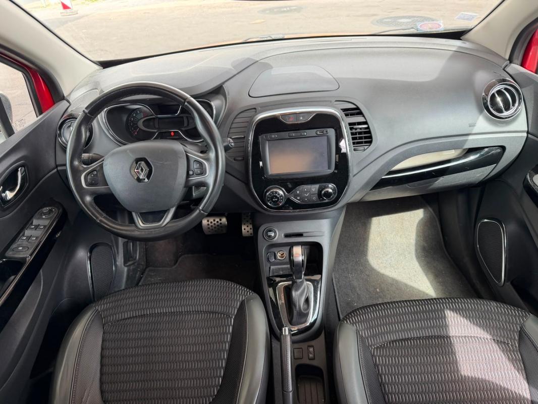 Renault Captur BOITE AUTO GPS SEMI CUIR RADAR DE RECUL BLUETOOTH REGULATEUR PAIEMENT 4 OU 10 FOIS