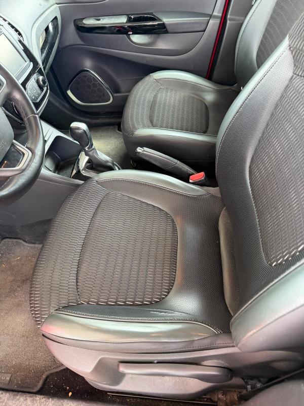 Renault Captur BOITE AUTO GPS SEMI CUIR RADAR DE RECUL BLUETOOTH REGULATEUR PAIEMENT 4 OU 10 FOIS