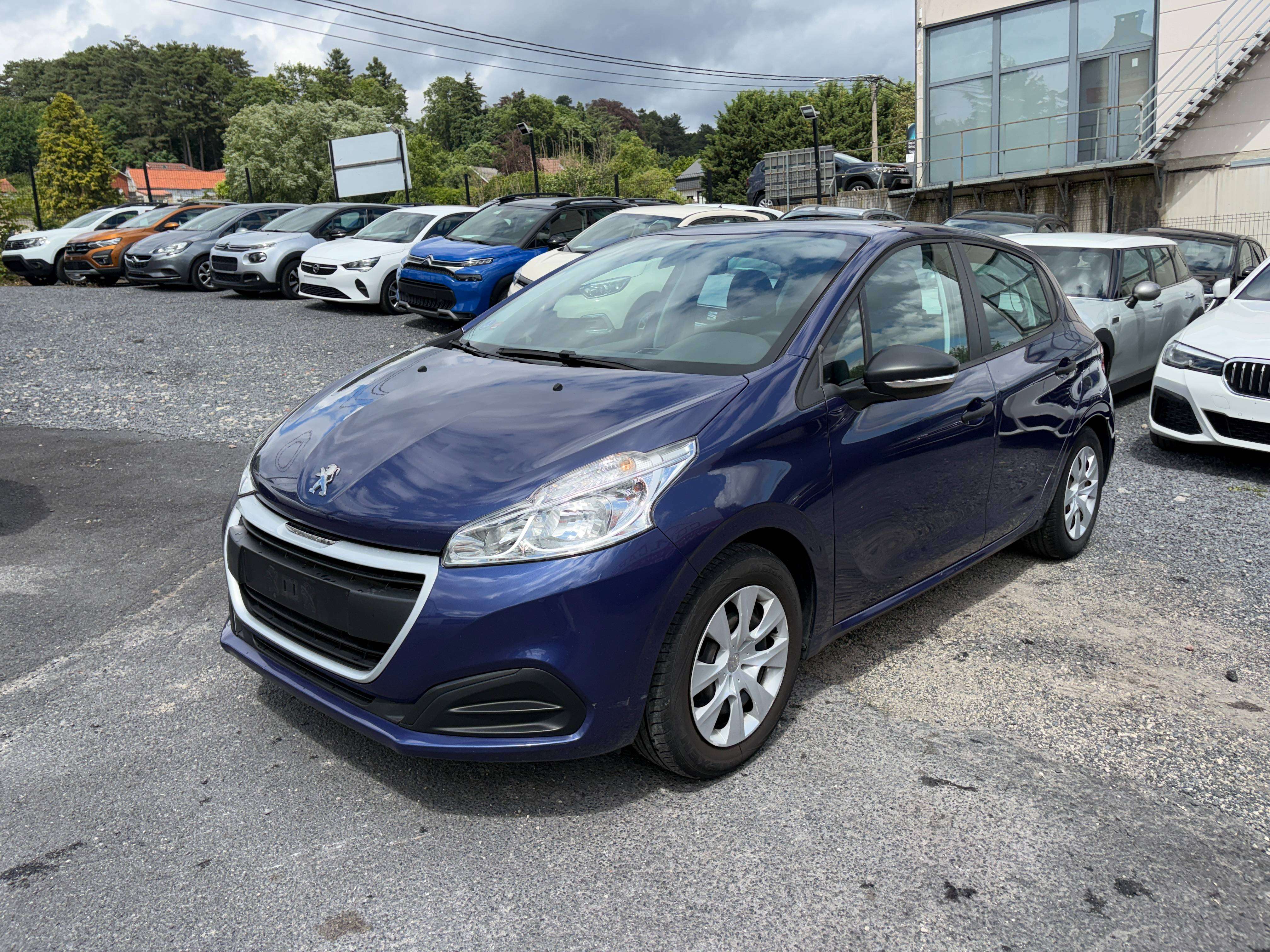 Peugeot 208 1.2i Access - EU6 -