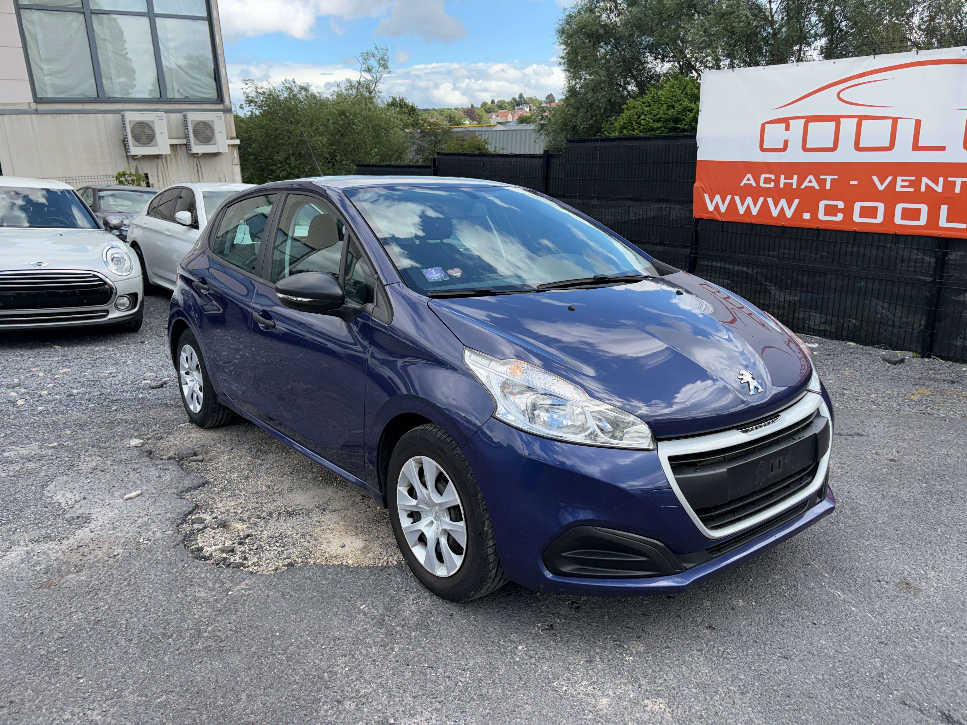 Peugeot 208 1.2i Access - EU6 -