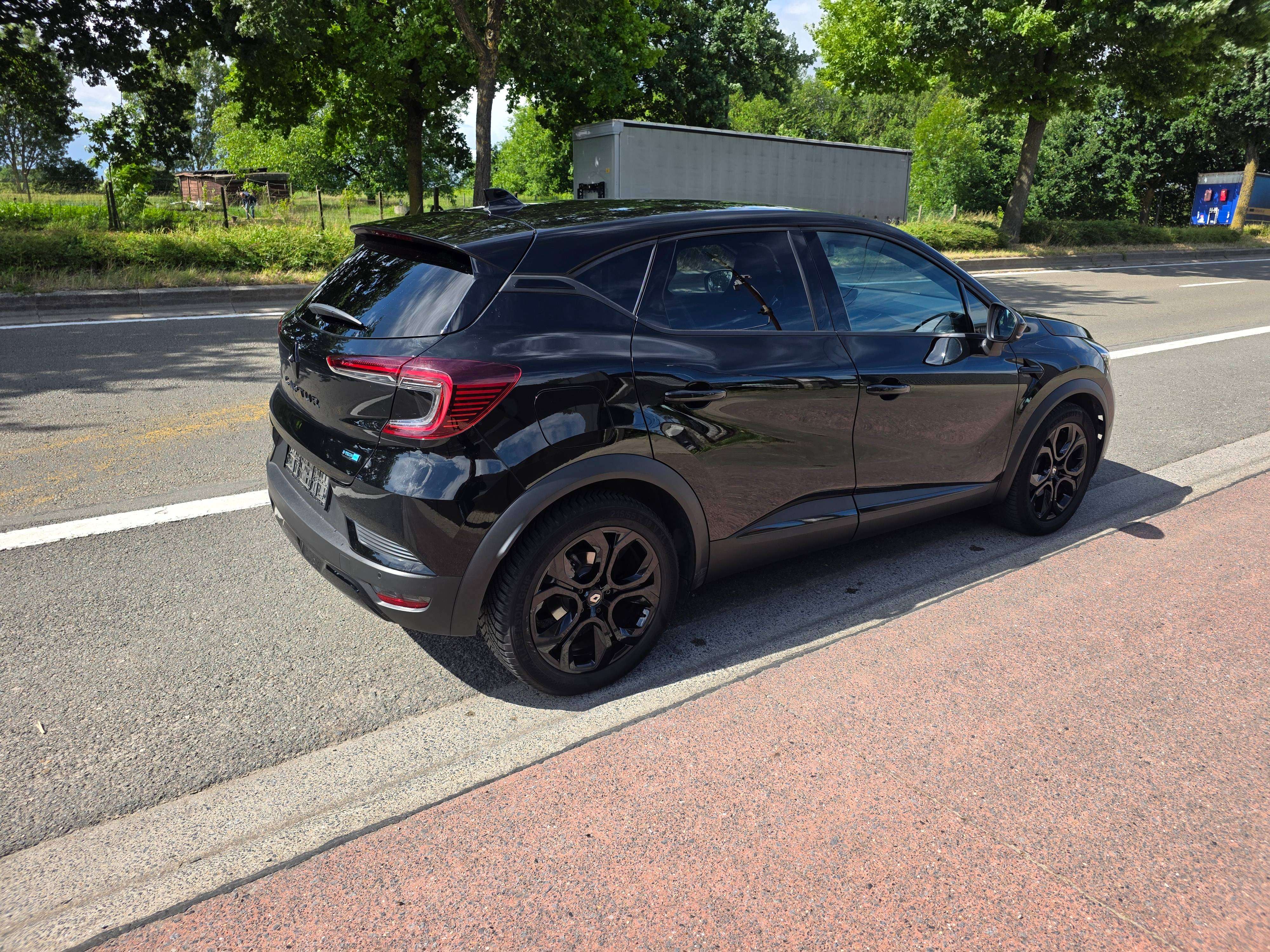 Renault Captur 1.6i E-TECH Hybride MHVE Black Edition AUT. 2022' 1°EIG. IN PERFECTE STAAT !!