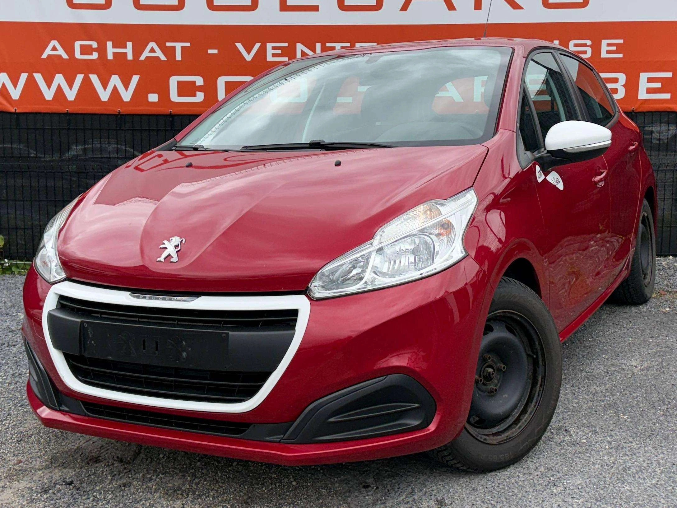 Peugeot 208 1.2i Like - EU6 -