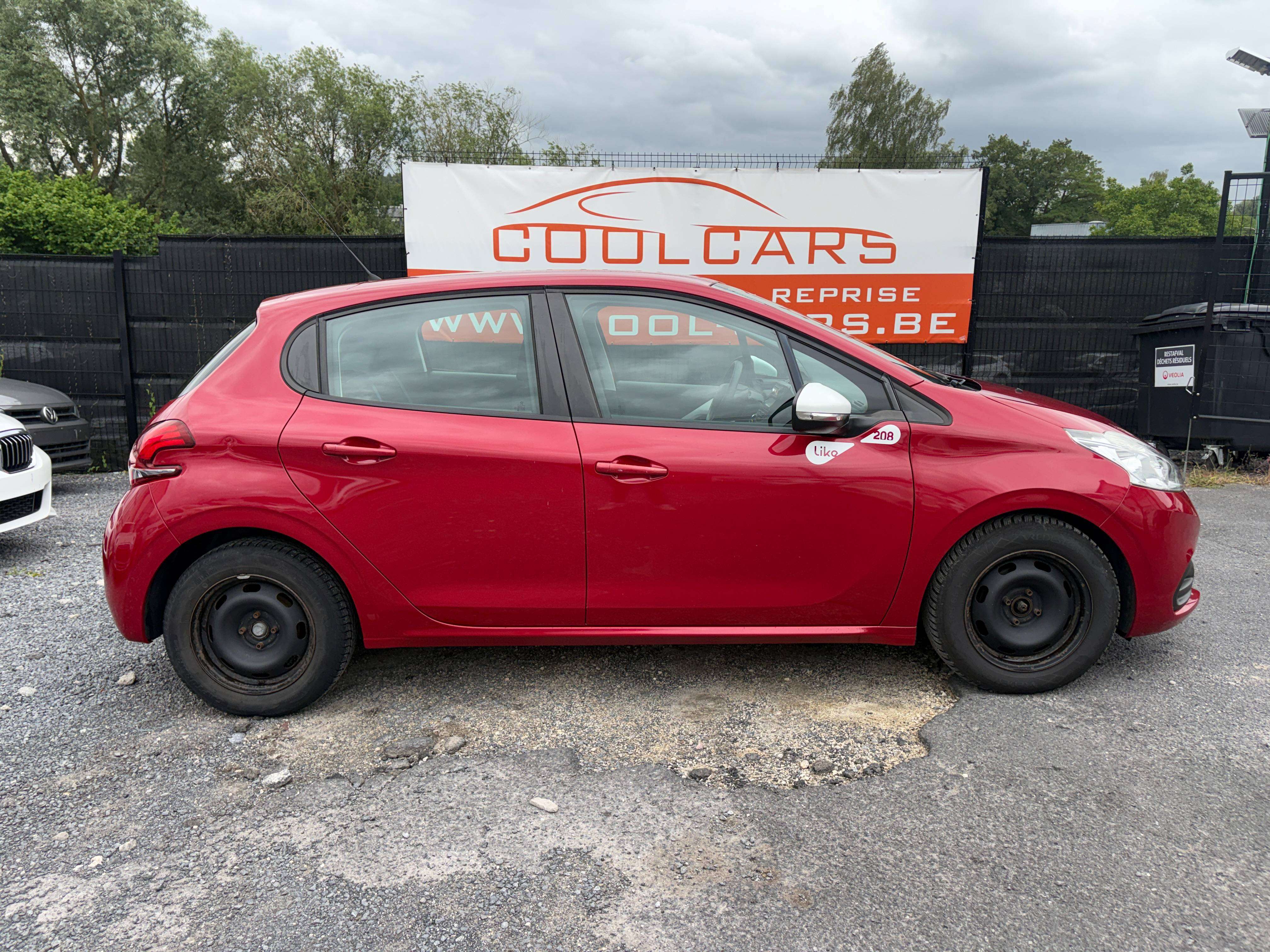Peugeot 208 1.2i Like - EU6 -