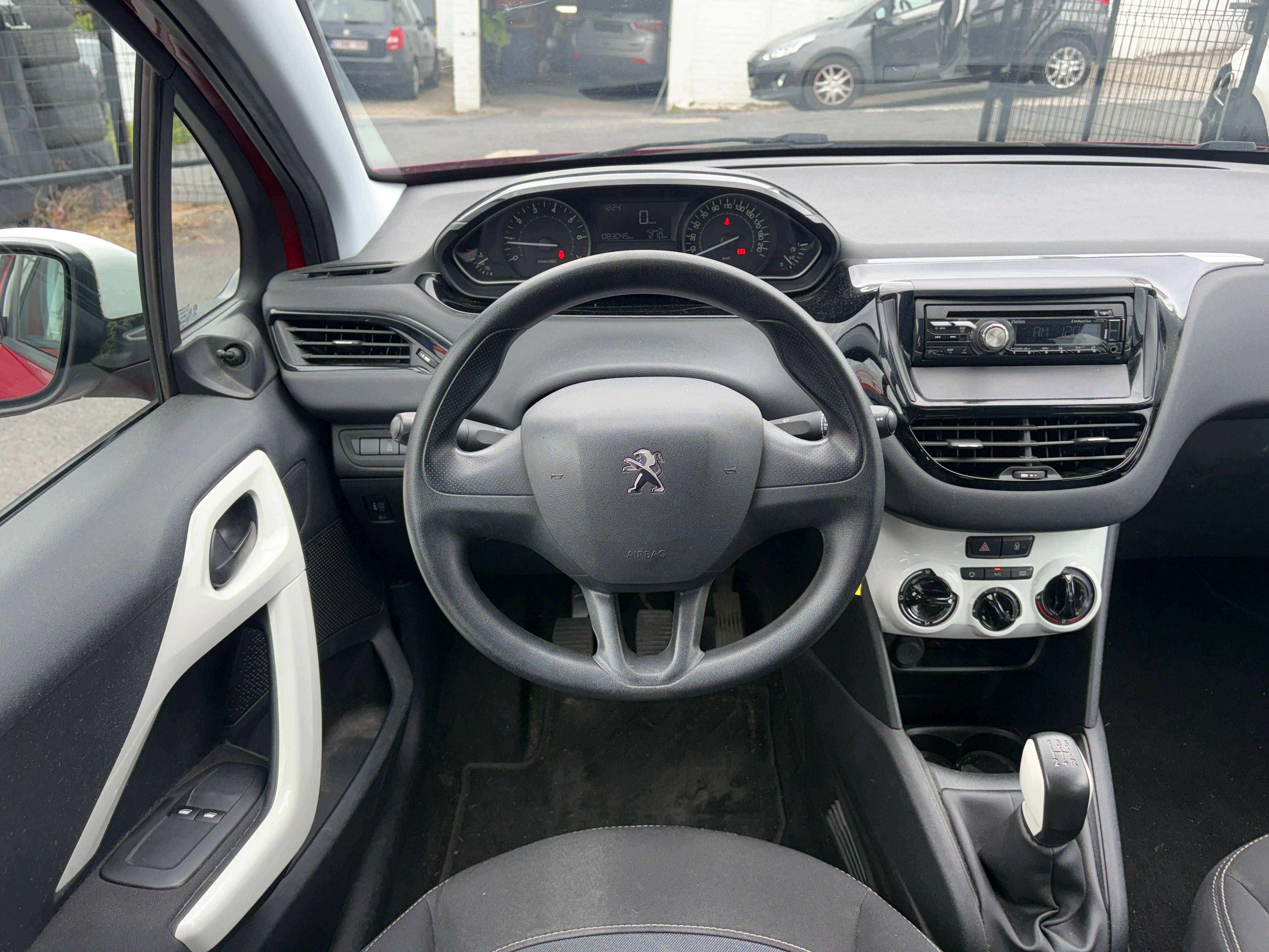 Peugeot 208 1.2i Like - EU6 -
