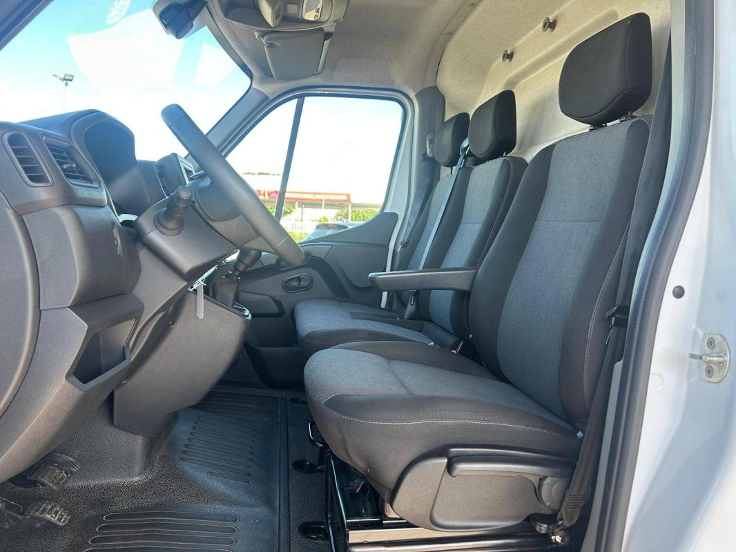 Renault Master FOURGON FGN TRAC F3500 L2H2 BLUE DCI 135 CONFORT