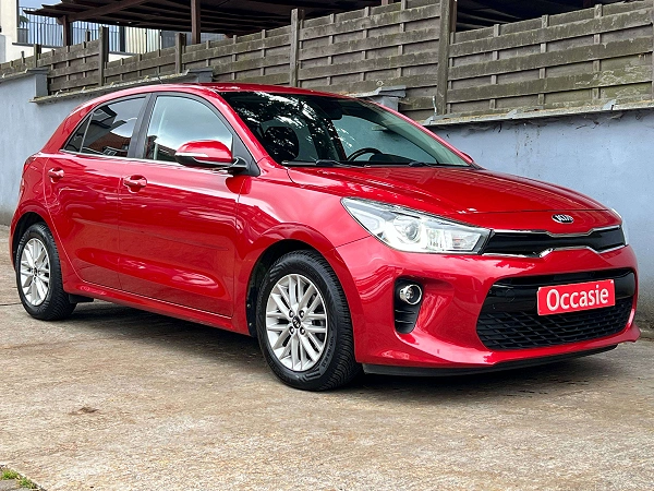 Kia Rio 1.4i Fusion Automatique ( cuir clim carPlay  navig ect)