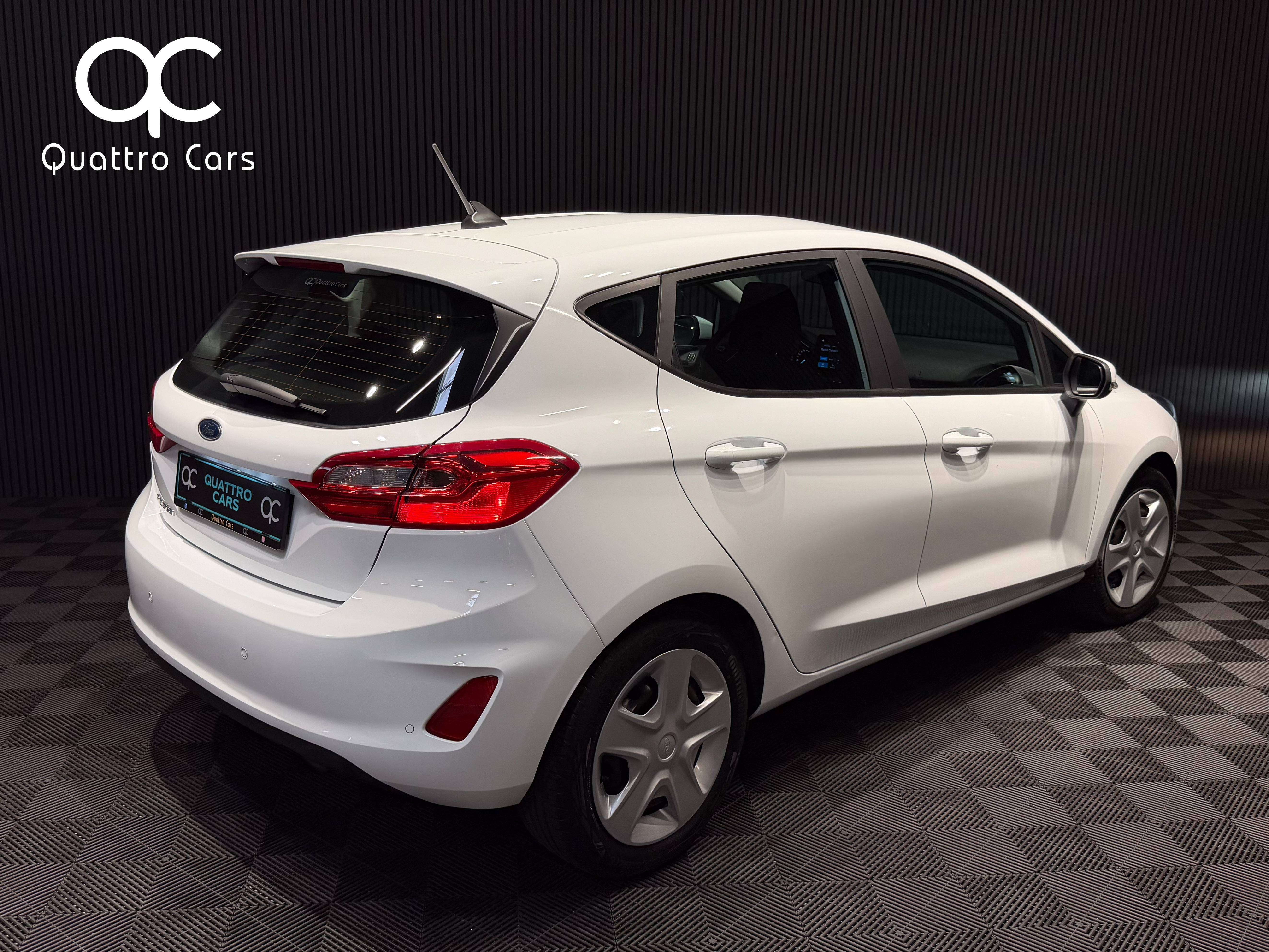 Ford Fiesta 1.1i / Car play / Bluetooth / Clim / 1ere Main