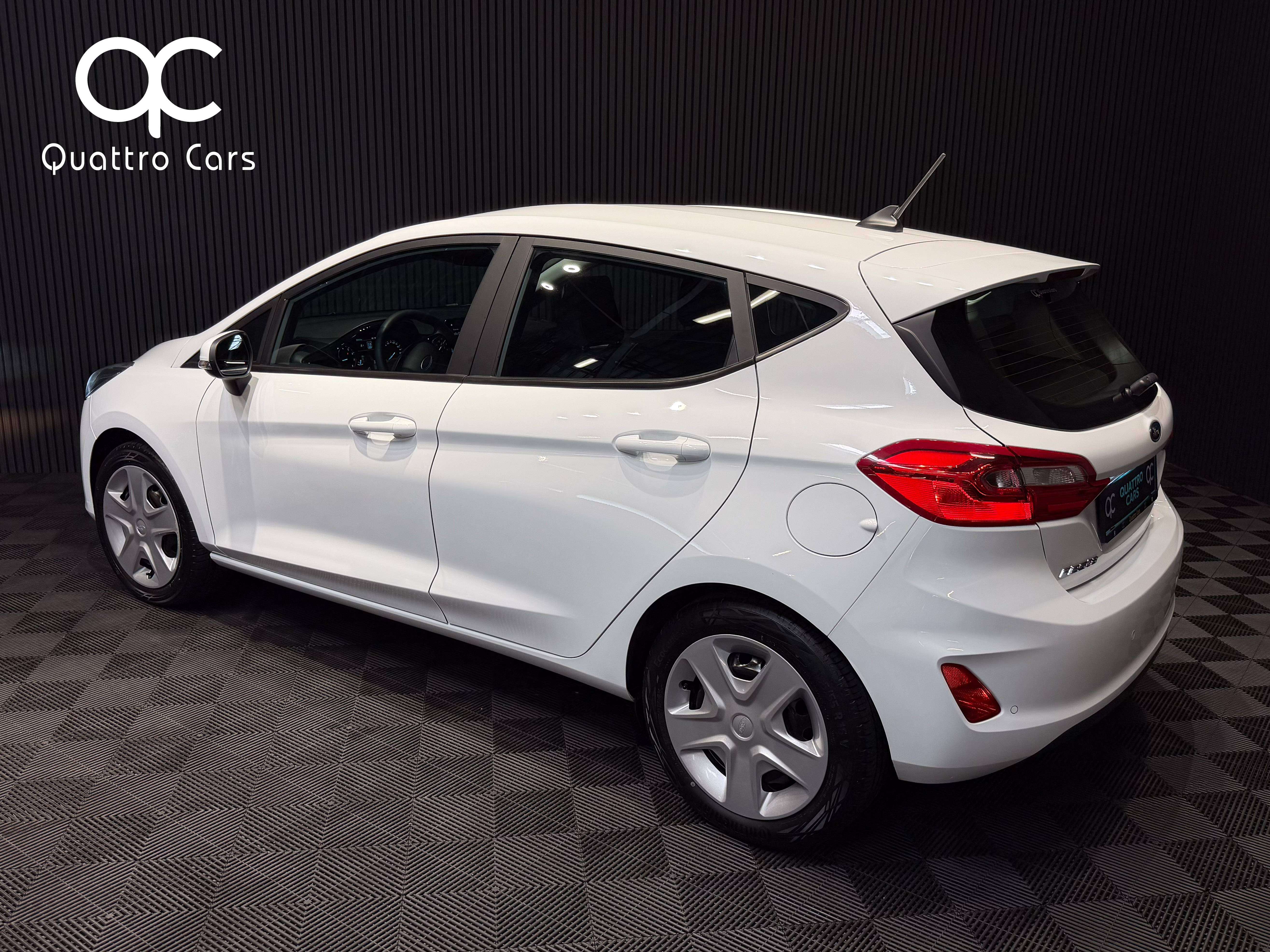 Ford Fiesta 1.1i / Car play / Bluetooth / Clim / 1ere Main