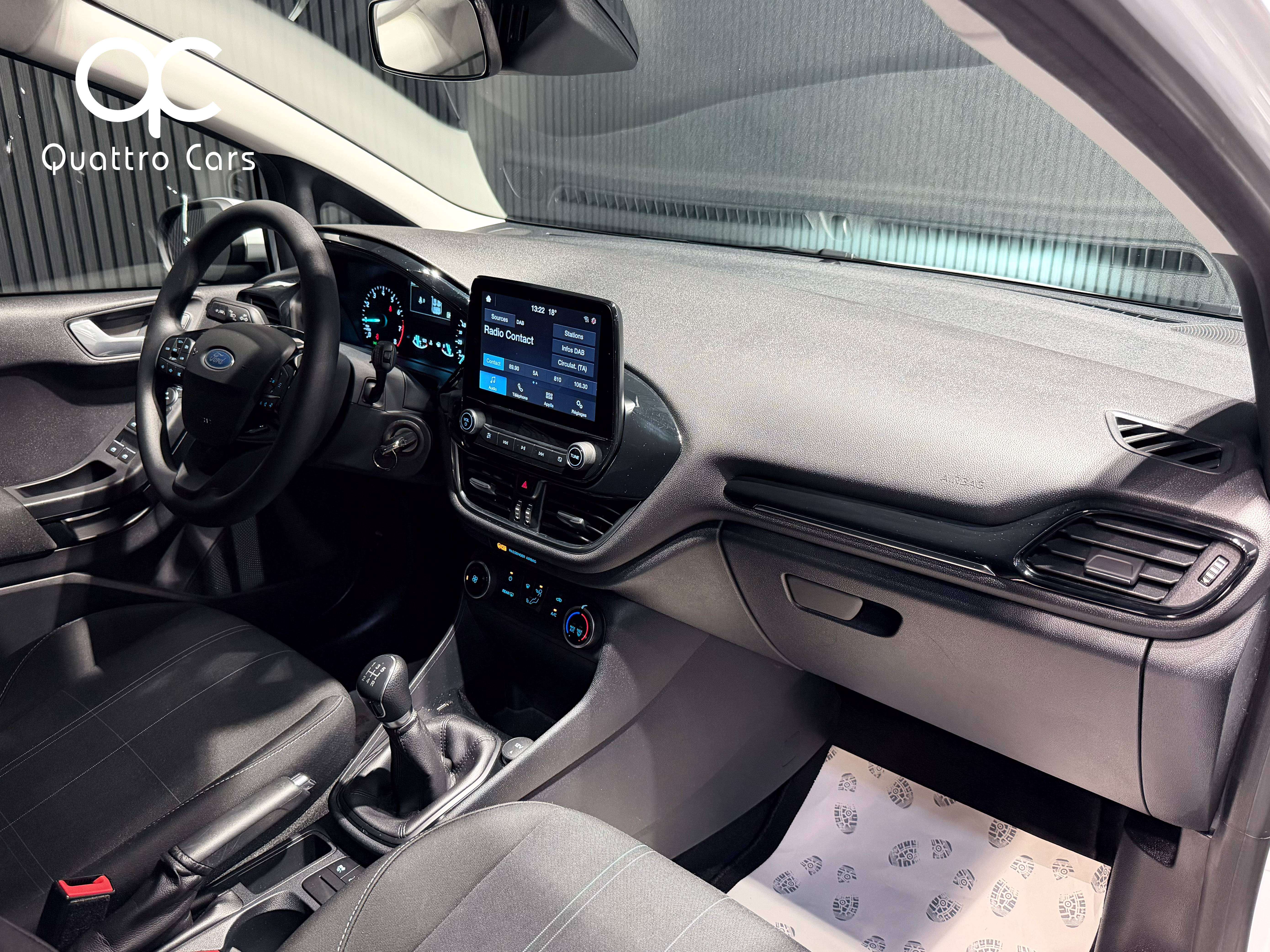 Ford Fiesta 1.1i / Car play / Bluetooth / Clim / 1ere Main