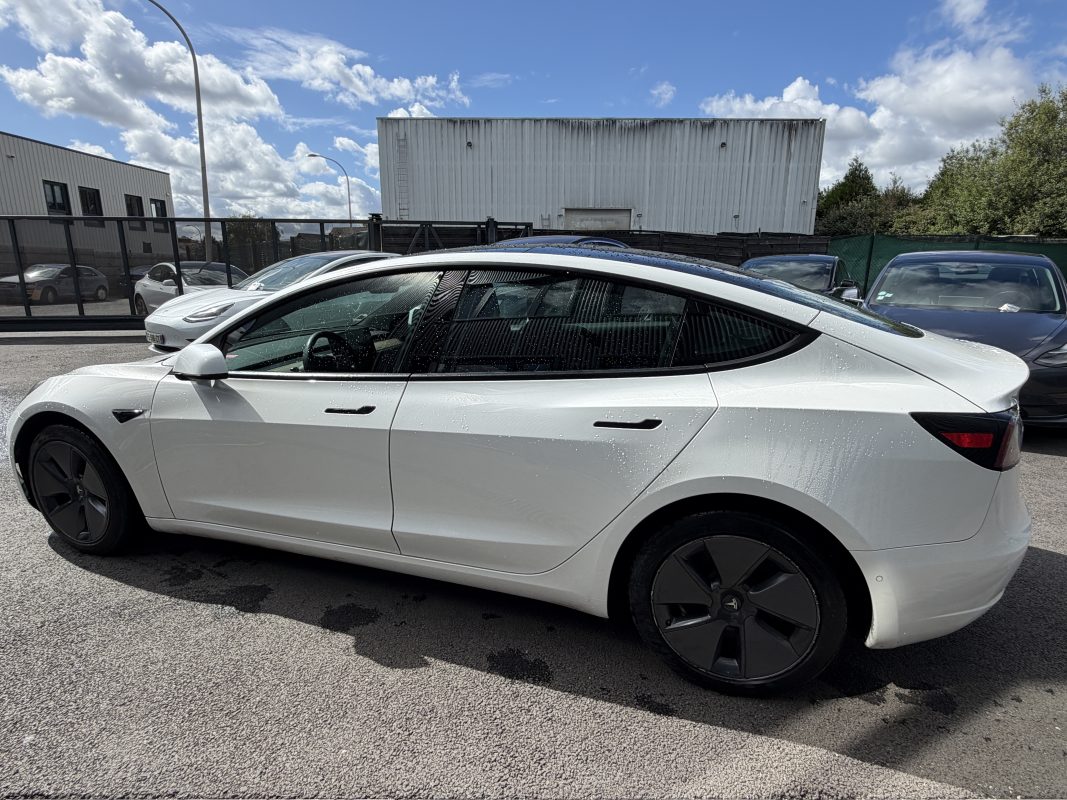 Tesla Model 3 DUAL MOTOR AWD GRANDE AUTONOMIE