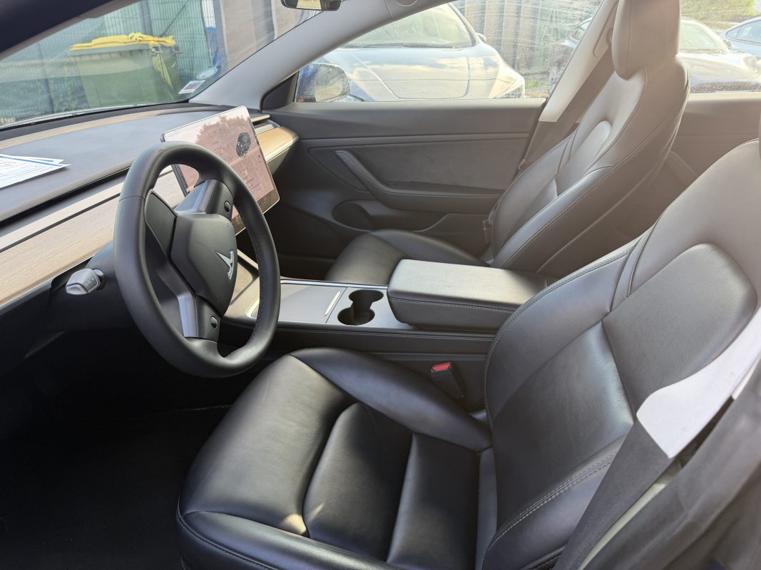 Tesla Model 3 DUAL MOTOR AWD GRANDE AUTONOMIE