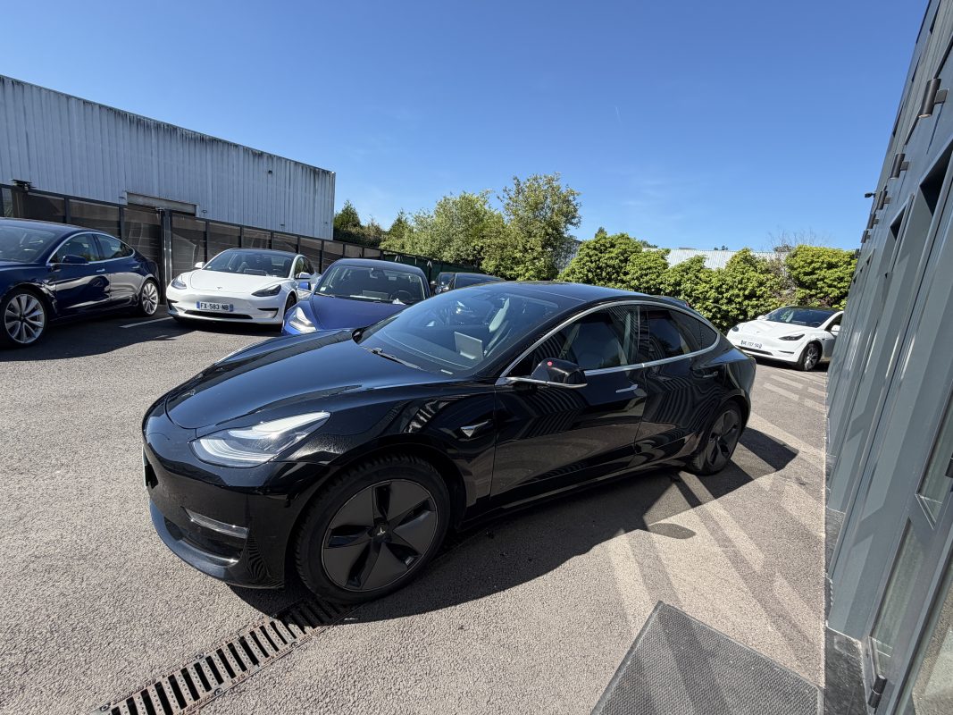 Tesla Model 3 LONG RANGE Dual Motor AWD
