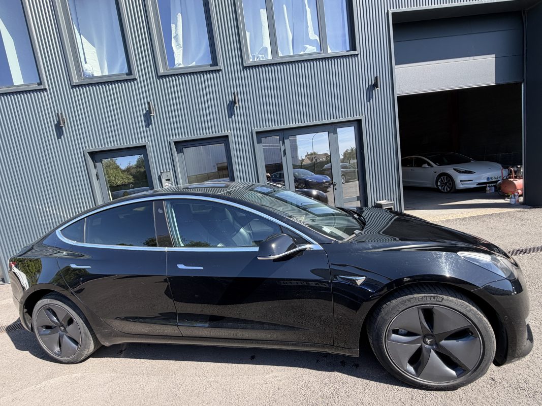 Tesla Model 3 LONG RANGE Dual Motor AWD