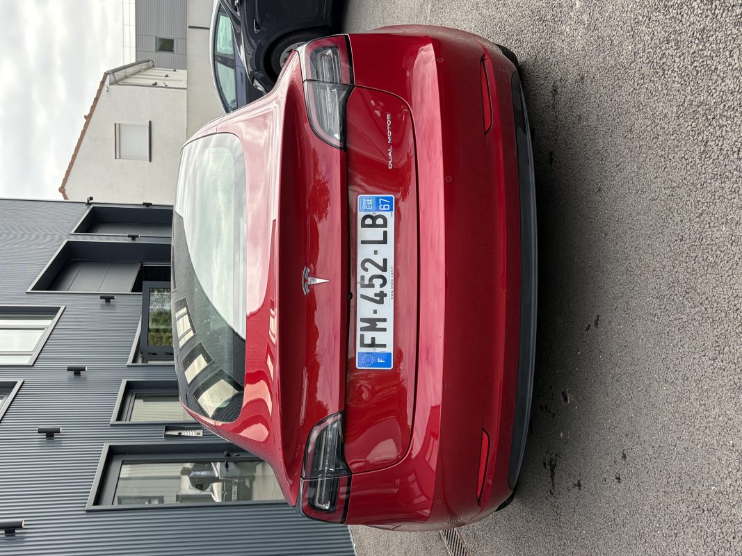 Tesla Model 3 Long-Range Dual Motor AWD