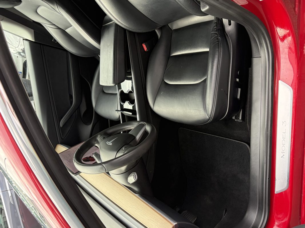 Tesla Model 3 Long-Range Dual Motor AWD