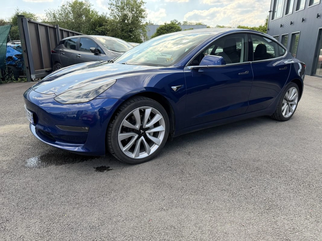 Tesla Model 3 Performance Dual Motor AWD