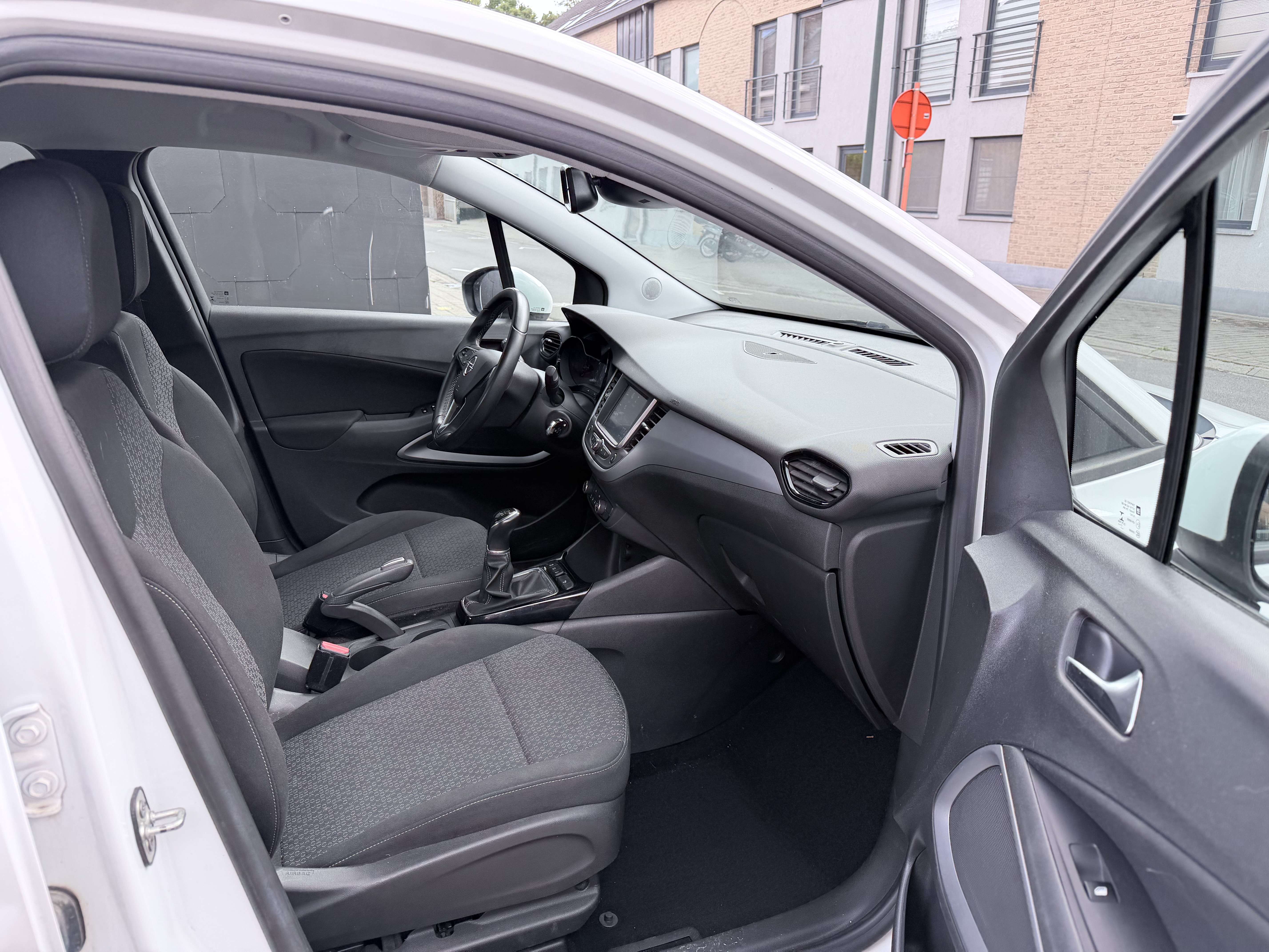 Opel Crossland X 1.2 I EDITION