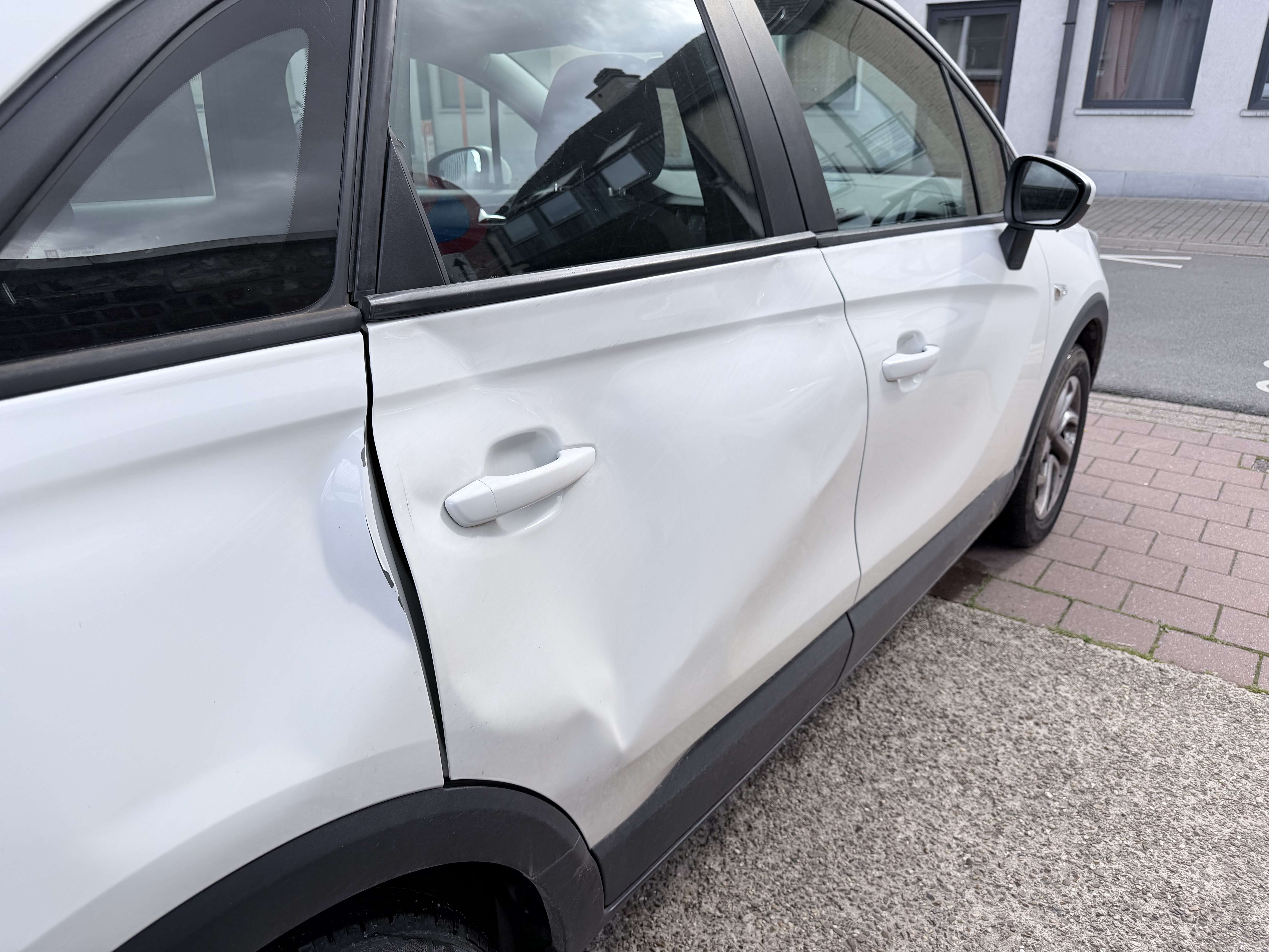 Opel Crossland X 1.2 I EDITION