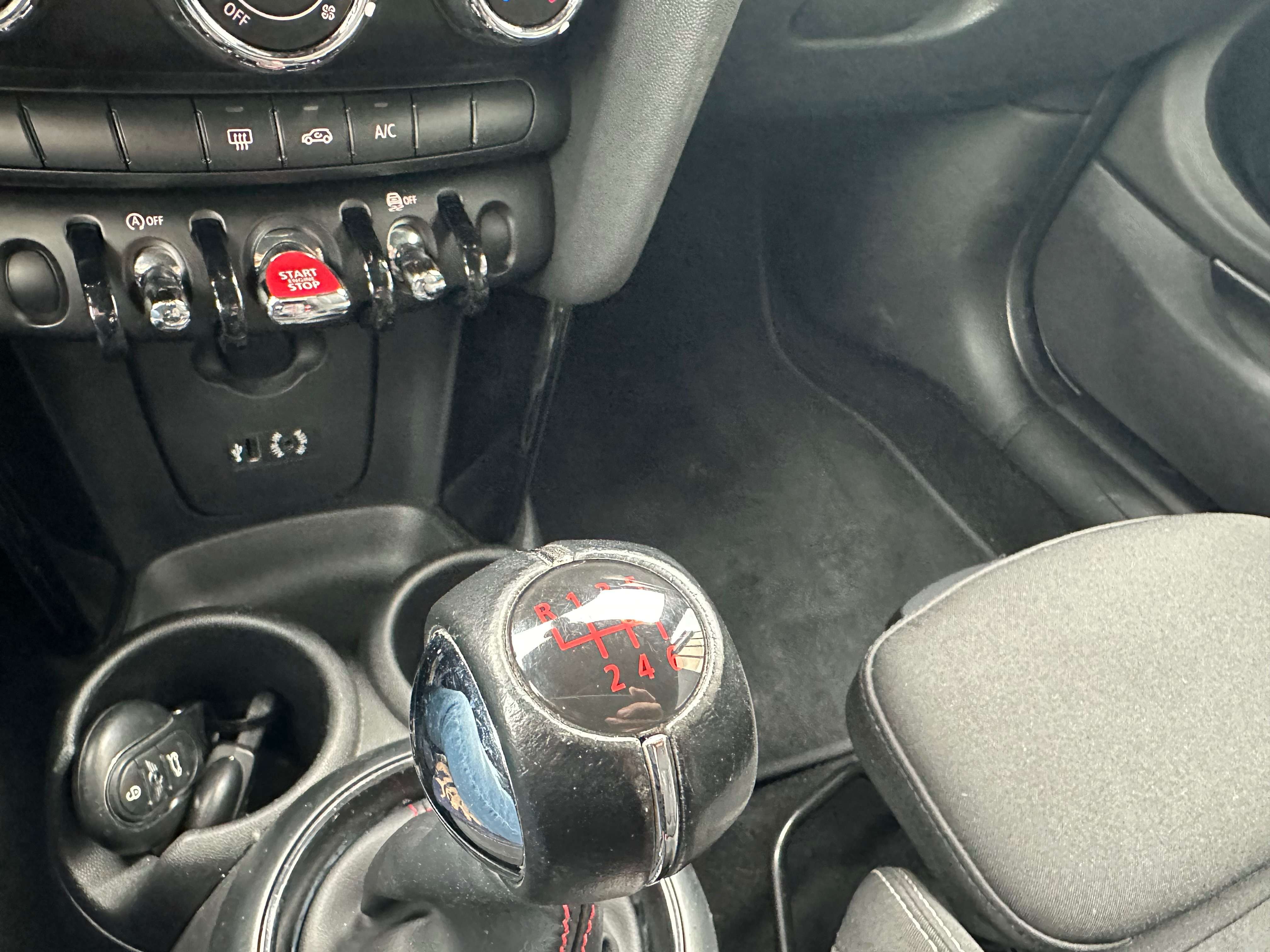 MINI Cooper D 15 D John Cooper Works Pack Interior & outside