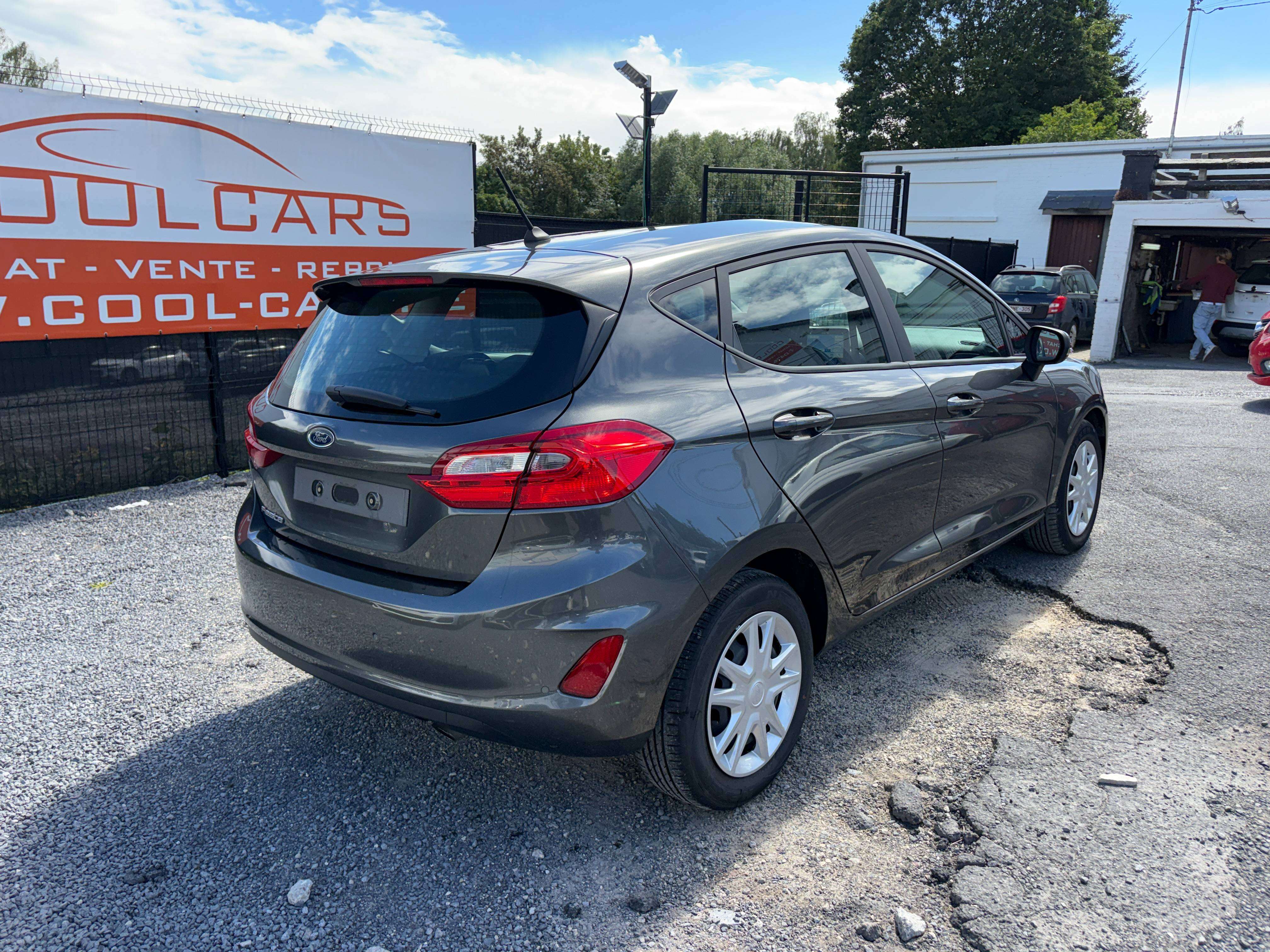 Ford Fiesta 1.1i Business Class - EU6 - GARANTIE 1AN -