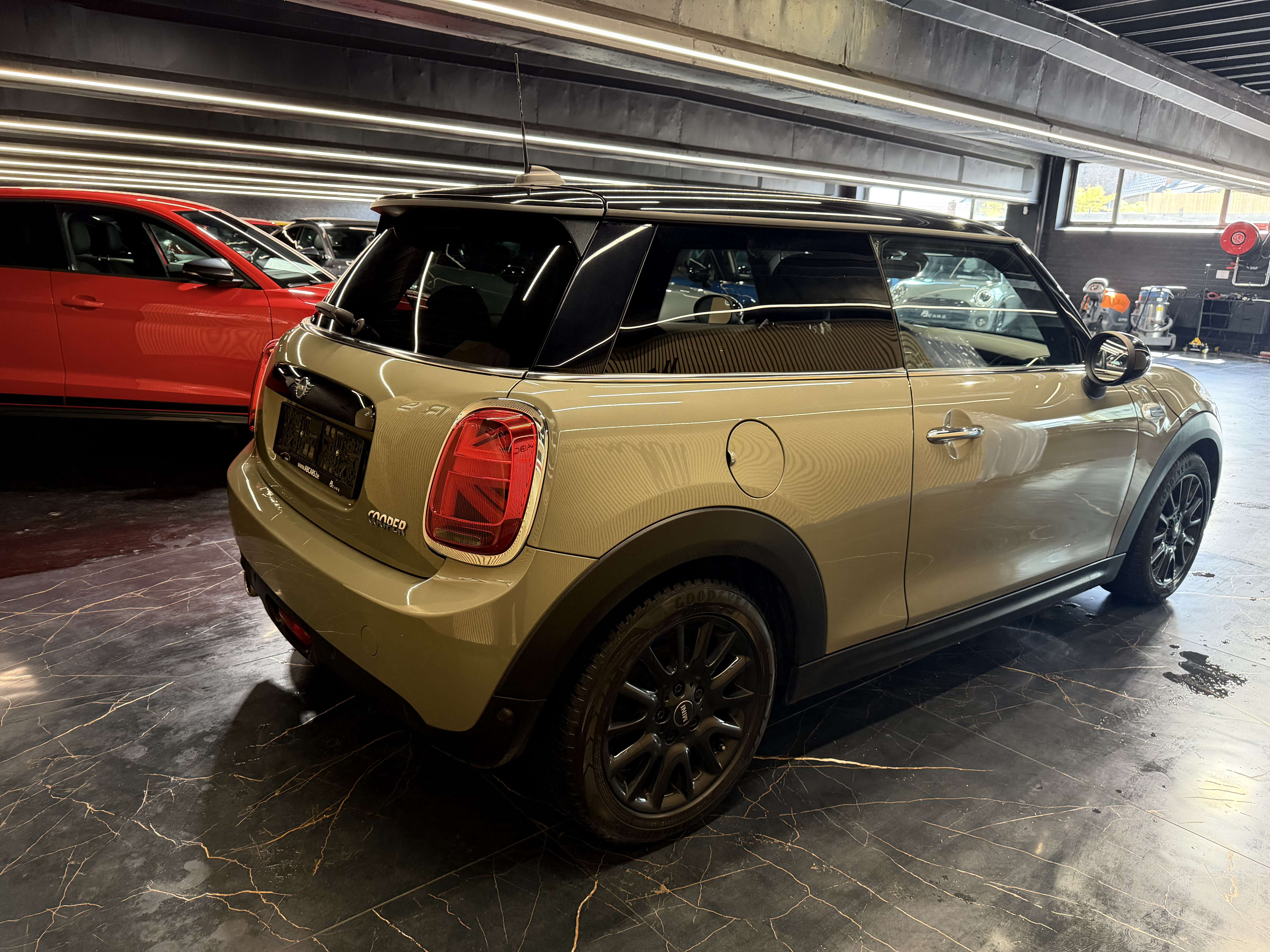 MINI Cooper 1.5 Cooper * GARANTIE 12 MOIS * 1ER PROP * SPORT *