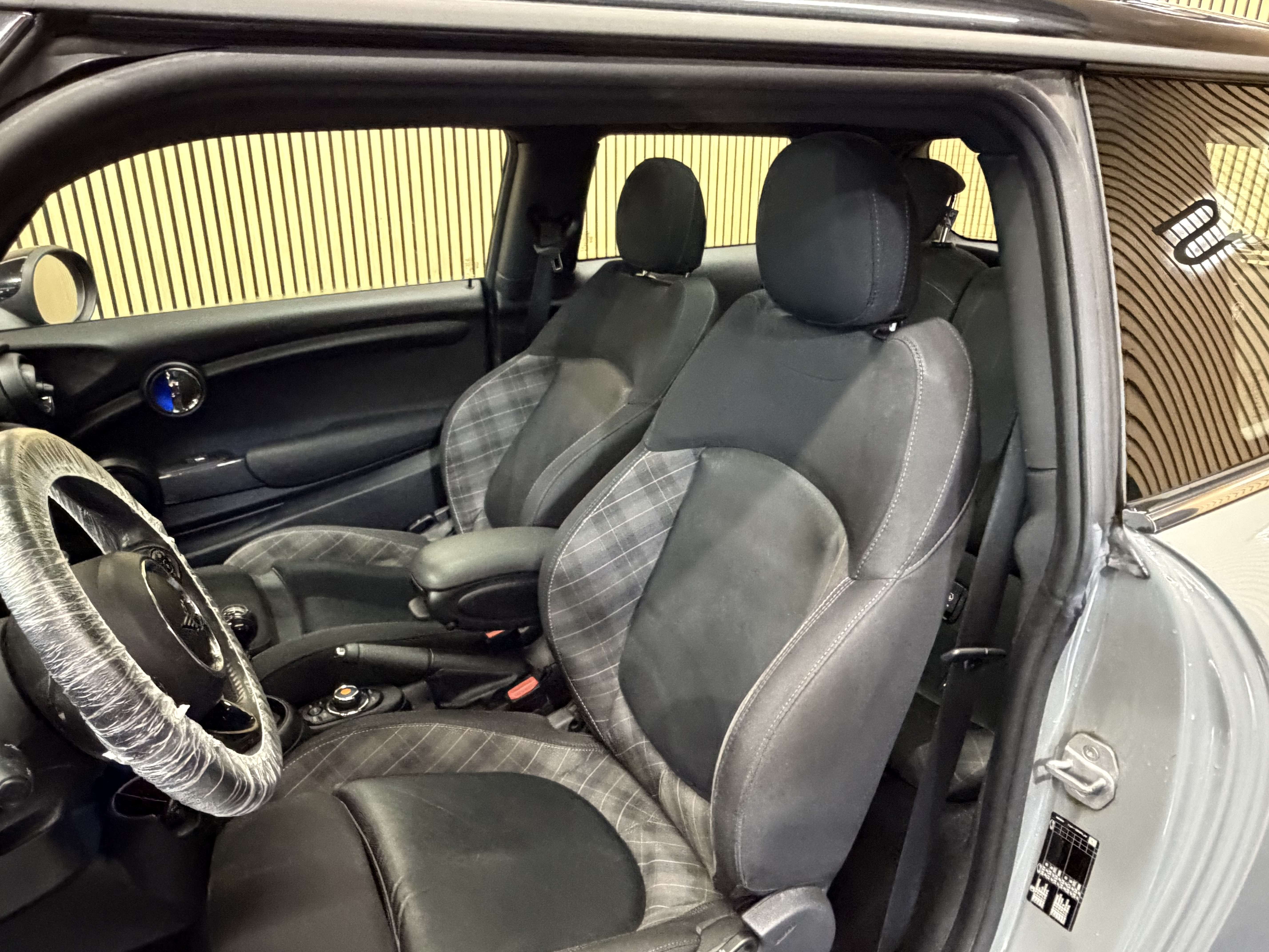 MINI Cooper 1.5i * GARANTIE 12 MOIS * 1ER PROP *